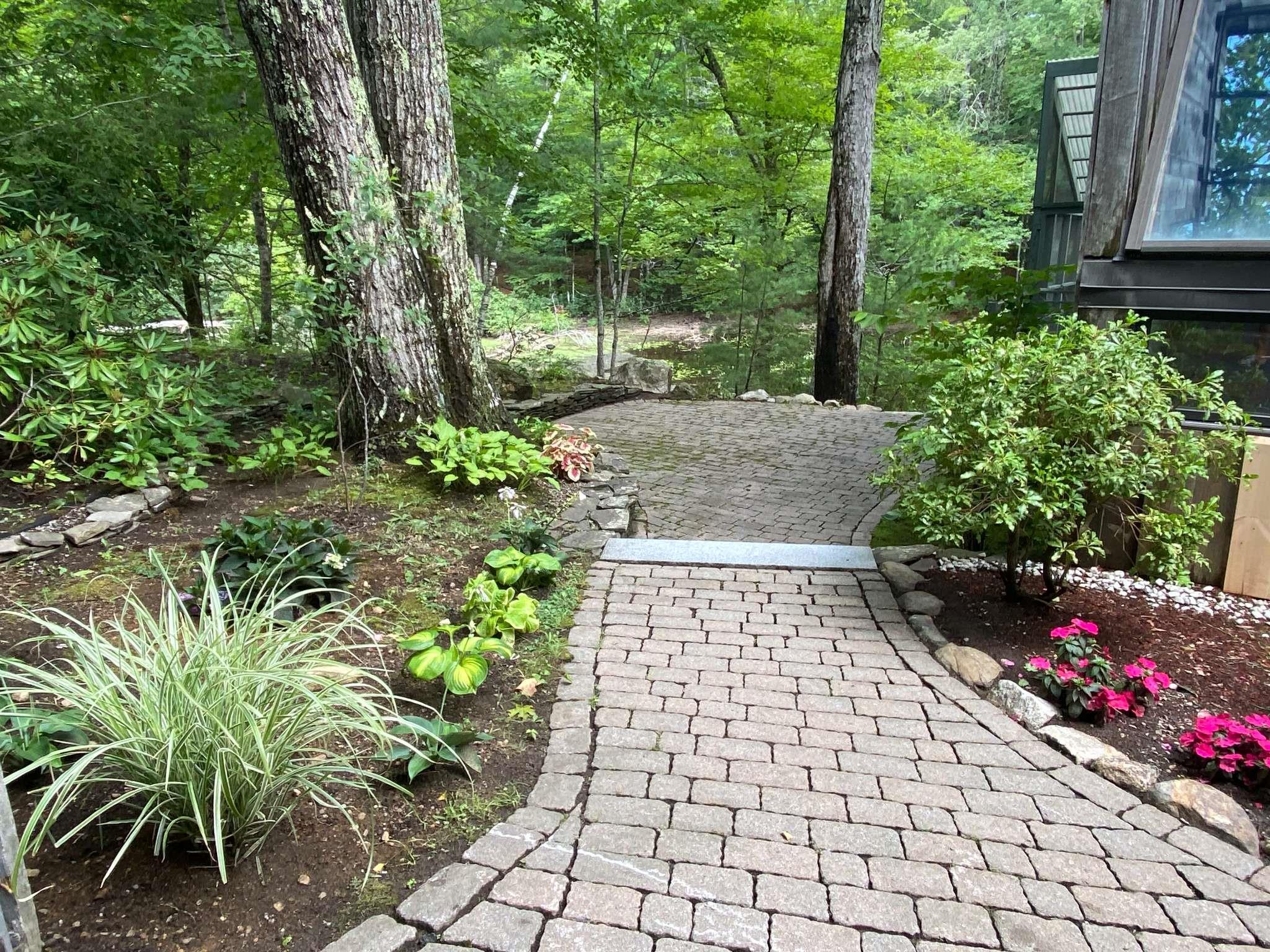 Photo 2 of Single family home for sale at 126 Hall Rd, Barrington, NH 03825 | MLS# 5110193 | Listing updated on 2026-09-17