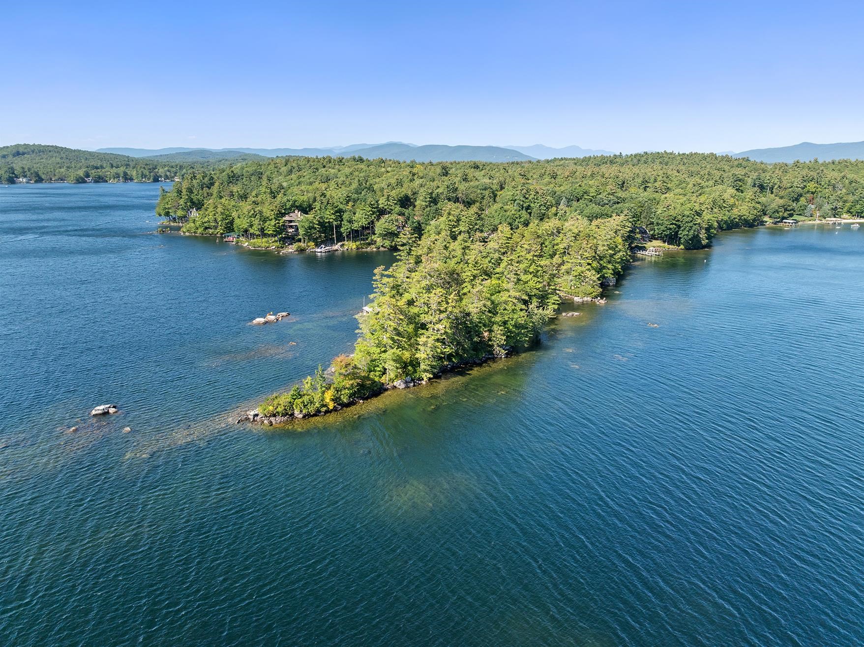 Photo 2 of Single family home for sale at 21 Clark Dr, Meredith, NH 03253 | MLS# 5110196 | Listing updated on 2026-09-17