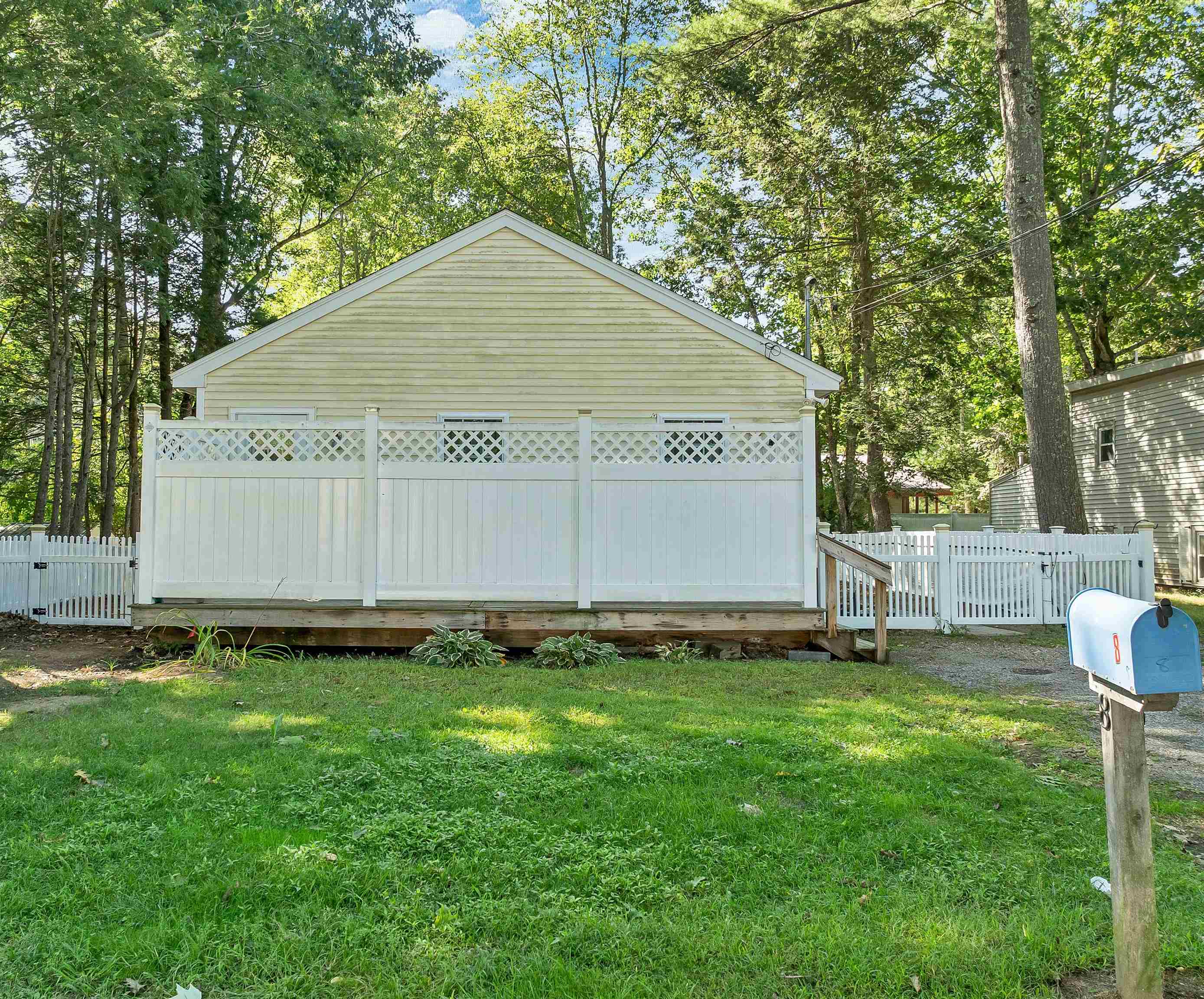 Photo 2 of Single family home for sale at 8 Riverside Dr, Fremont, NH 03044 | MLS# 5110199 | Listing updated on 2026-09-18