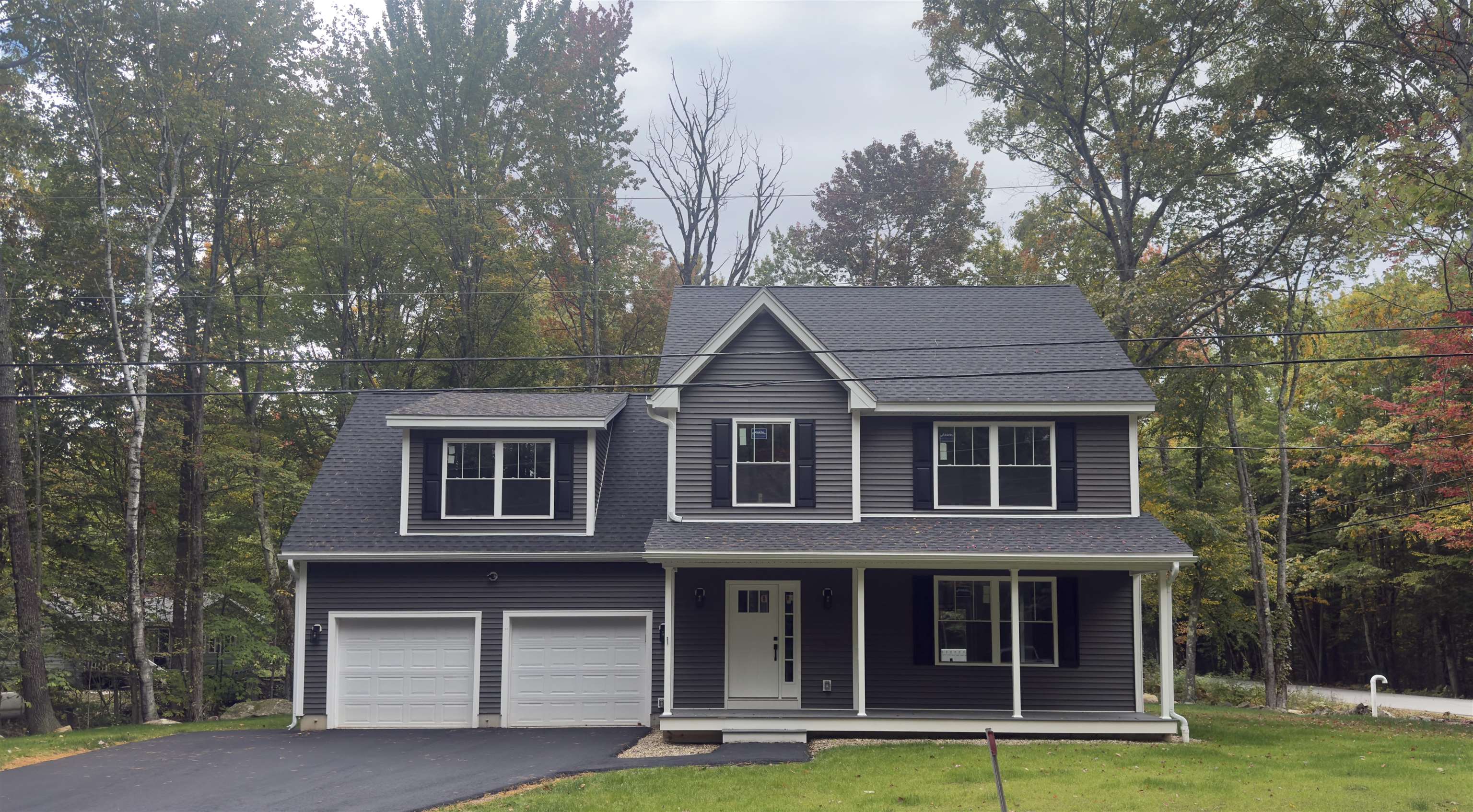 Photo 2 of Single family home for sale at 1 Sherwood Forest Dr, Canterbury, NH 03224 | MLS# 5110206 | Listing updated on 2026-10-02