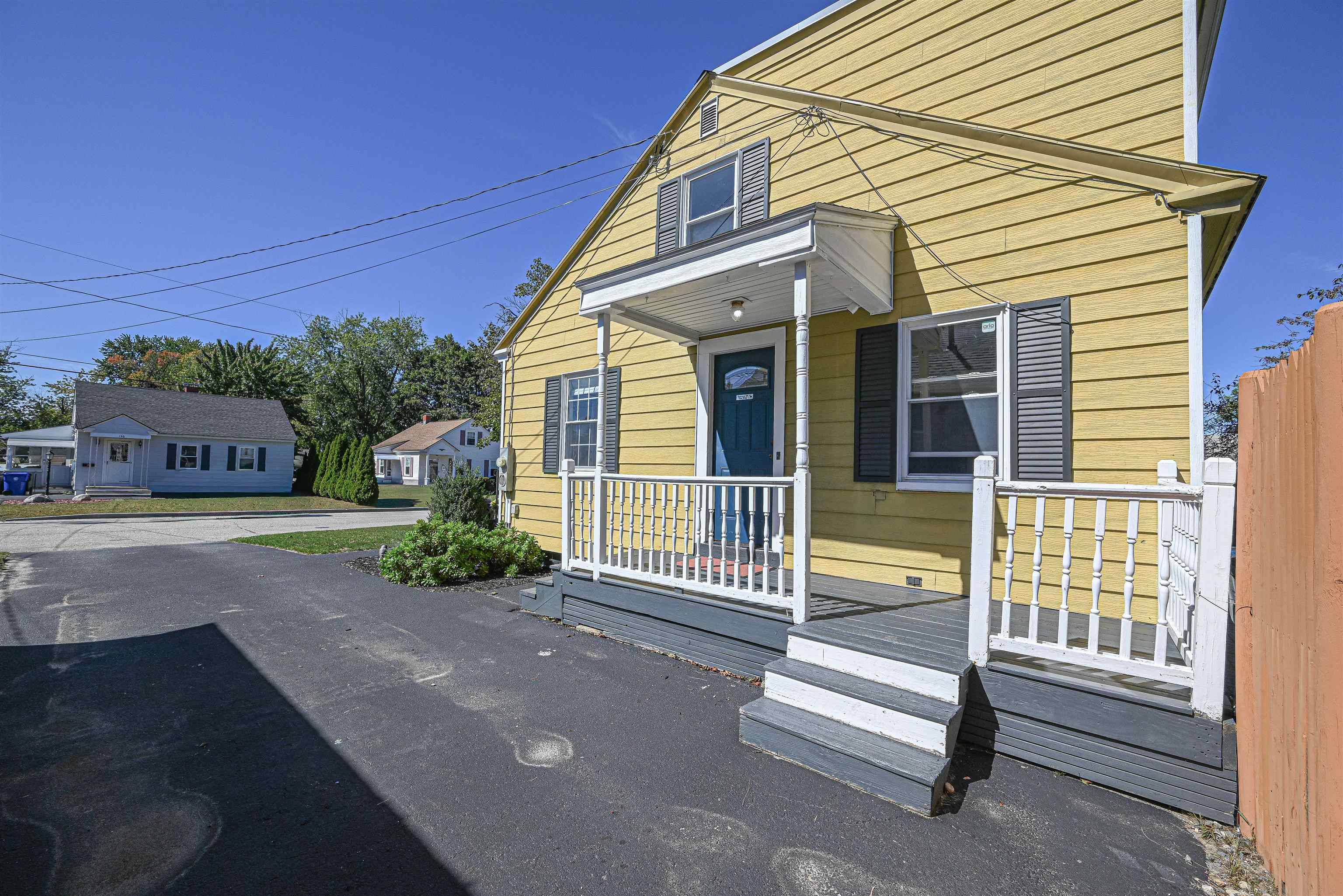 Photo 2 of Single family home for sale at 145 Knowlton St, Manchester, NH 03103 | MLS# 5110212 | Listing updated on 2026-09-18