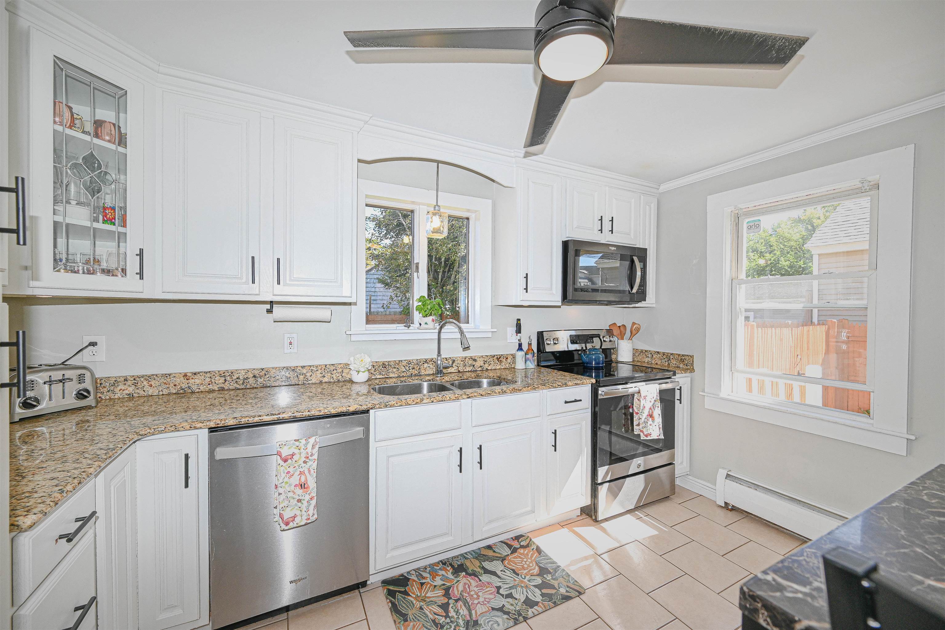 Photo 3 of Single family home for sale at 145 Knowlton St, Manchester, NH 03103 | MLS# 5110212 | Listing updated on 2026-09-18