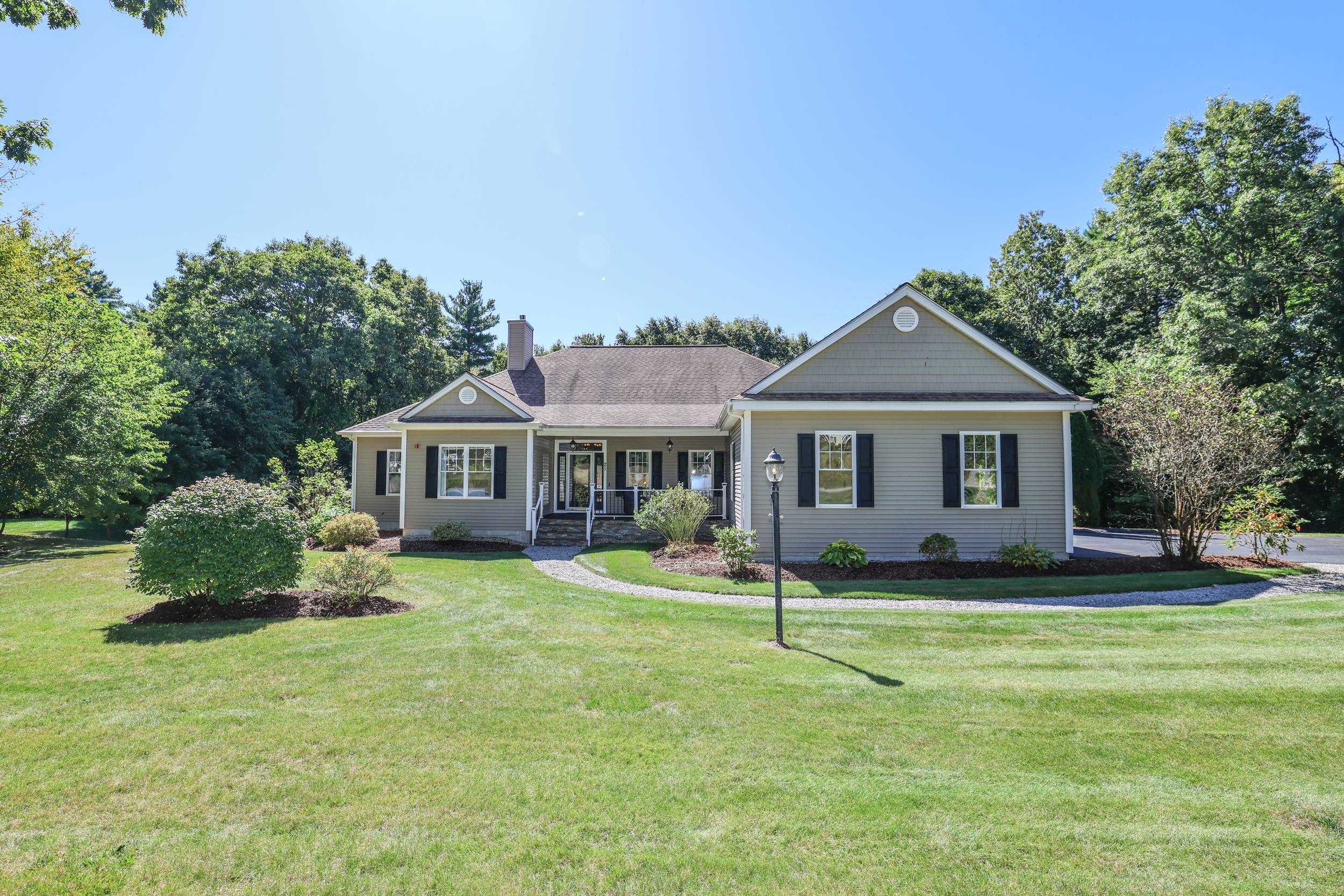 Photo 2 of Single family home for sale at 21 Barberry St, Hooksett, NH 03106 | MLS# 5110220 | Listing updated on 2026-09-19