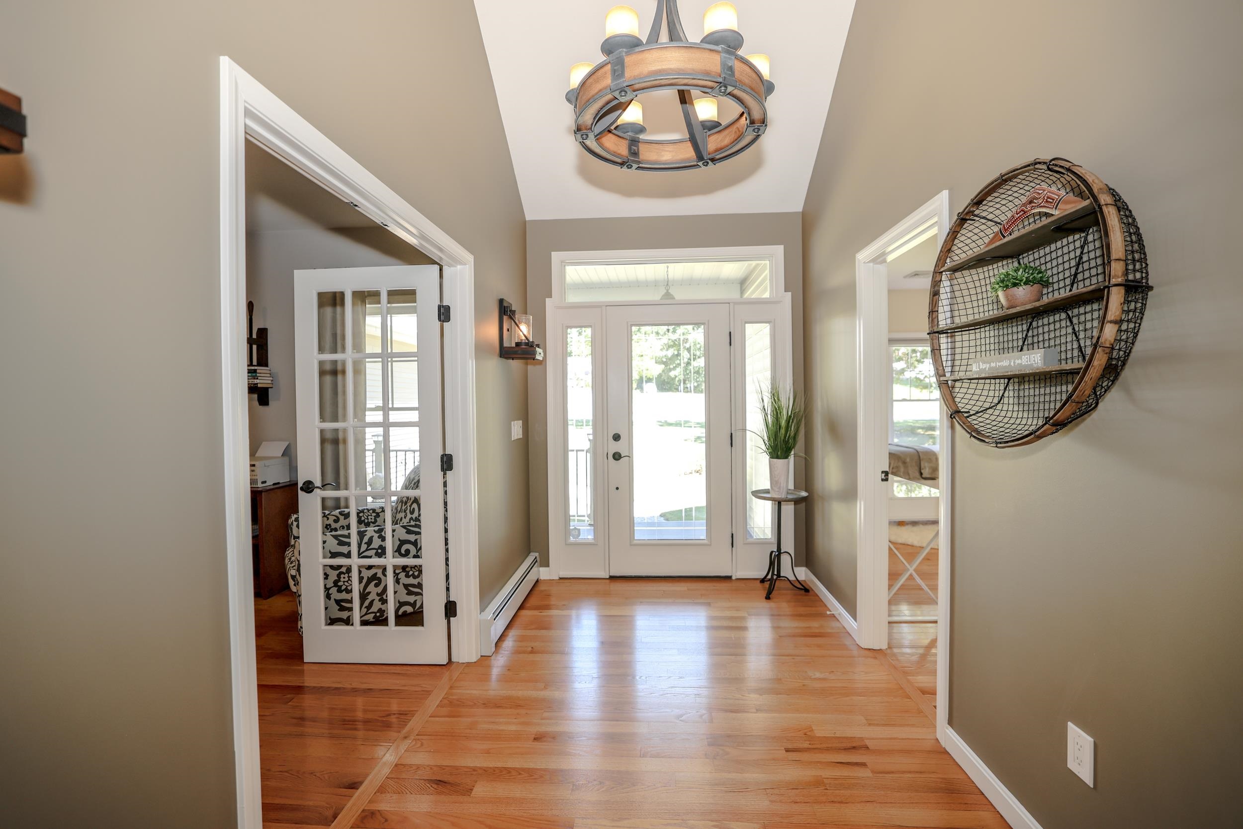 Photo 4 of Single family home for sale at 21 Barberry St, Hooksett, NH 03106 | MLS# 5110220 | Listing updated on 2026-09-19