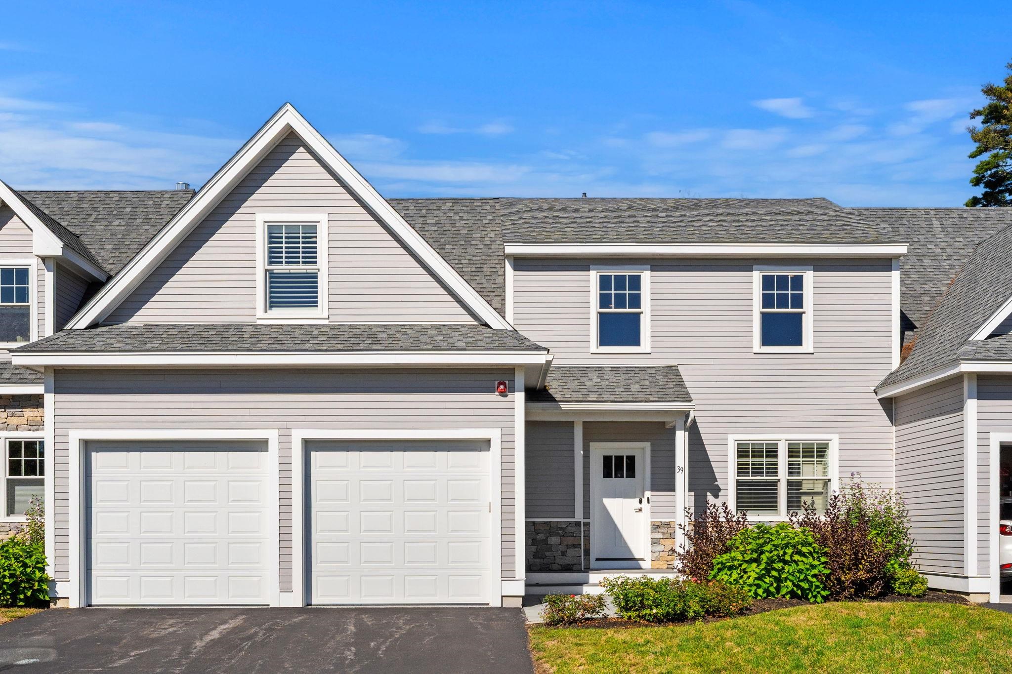 Photo 4 of Condo for sale at 39 Kibrel Ct #39, Sandown, NH 03873 | MLS# 5110236 | Listing updated on 2026-09-17