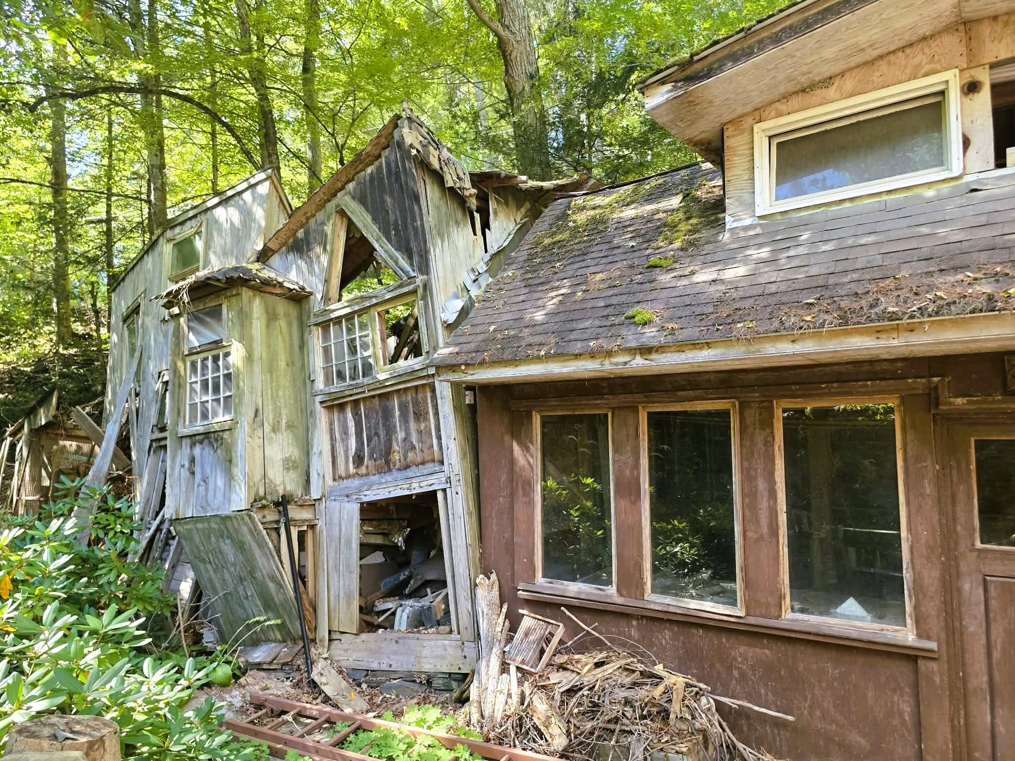 Photo 2 of Single family home for sale at 1107 Broad Brk Rd, Guilford, VT 05301 | MLS# 5110251 | Listing updated on 2026-09-17