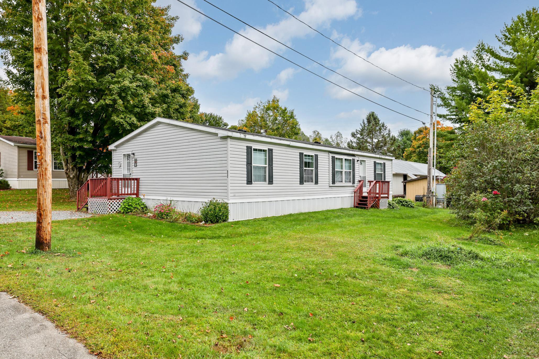 Photo 2 of Manufactured home for sale at 2477 Vt Route 105 Rd #D22, Derby, VT 05829 | MLS# 5110264 | Listing updated on 2026-09-23