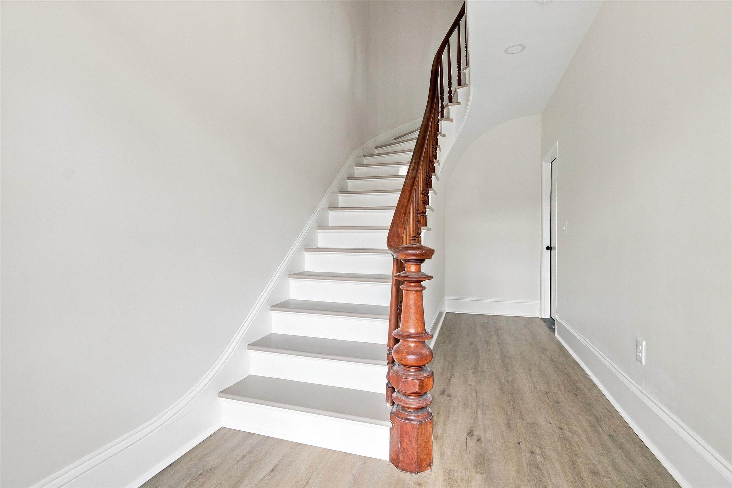 Photo 3 of Multi family home for sale at 747 Beech St, Manchester, NH 03104 | MLS# 5110281 | Listing updated on 2026-09-18