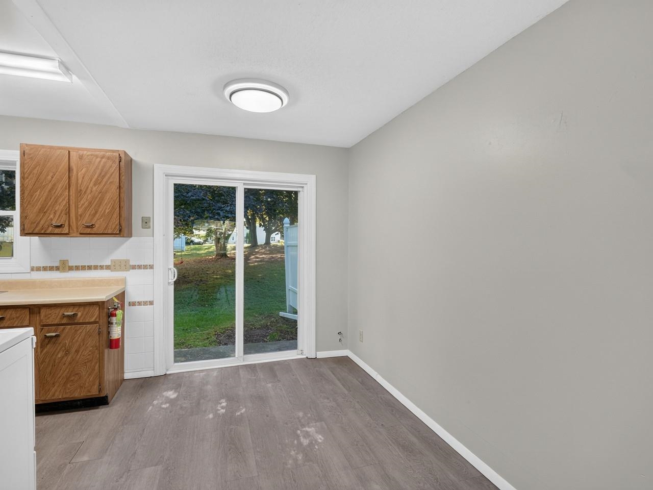 Photo 4 of Townhouse for sale at F5 Grandview Dr, South Burlington, VT 05403 | MLS# 5110285 | Listing updated on 2026-09-17