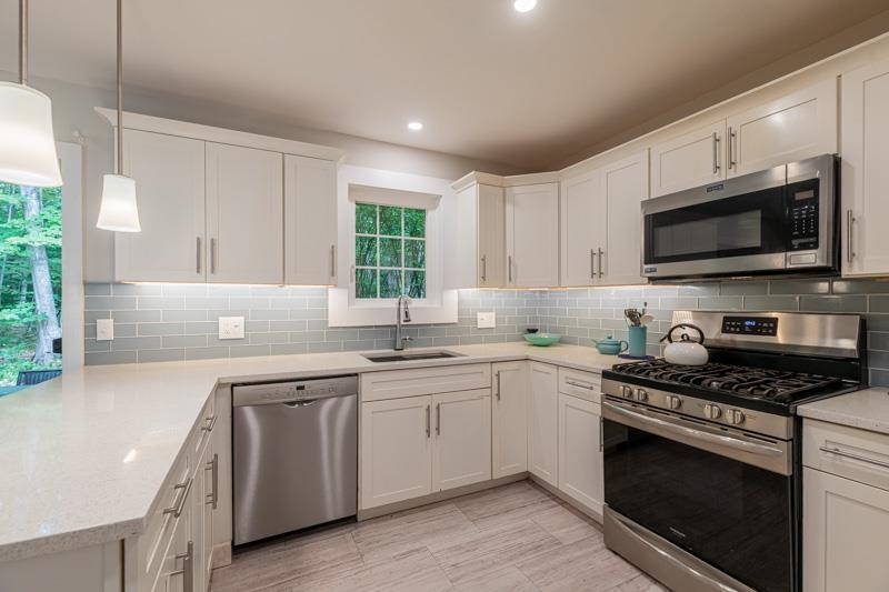 Photo 4 of Townhouse for sale at 30 Slate Cir, Manchester Center, VT 05255 | MLS# 5110288 | Listing updated on 2026-09-18