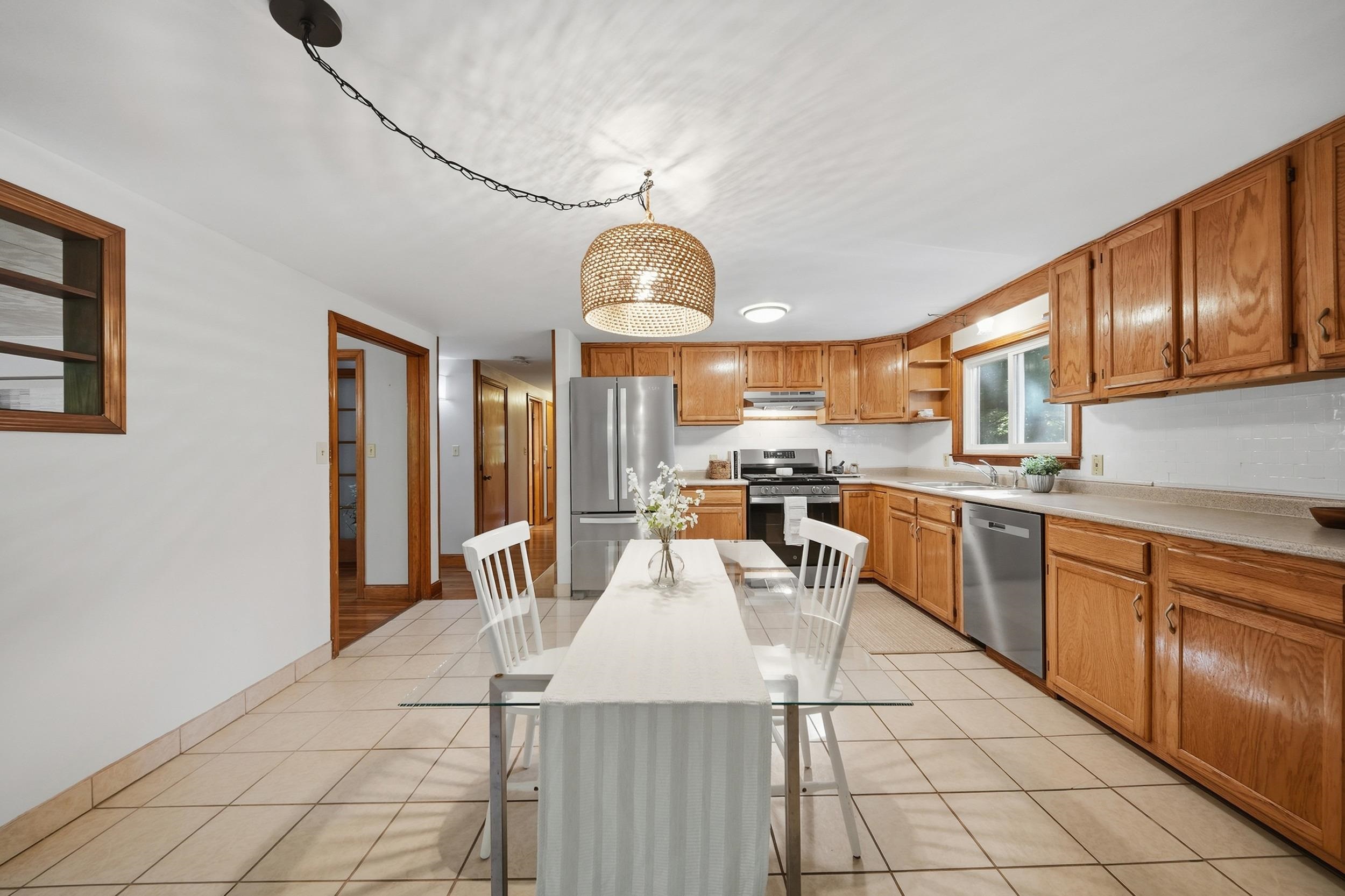Photo 4 of Single family home for sale at 23 Scotland Ave, Salem, NH 03079 | MLS# 5110290 | Listing updated on 2026-09-17