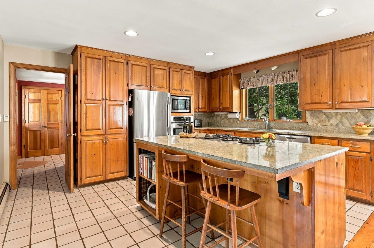 Photo 3 of Single family home for sale at 66 Bennett Rd, Durham, NH 03824 | MLS# 5110294 | Listing updated on 2026-09-17