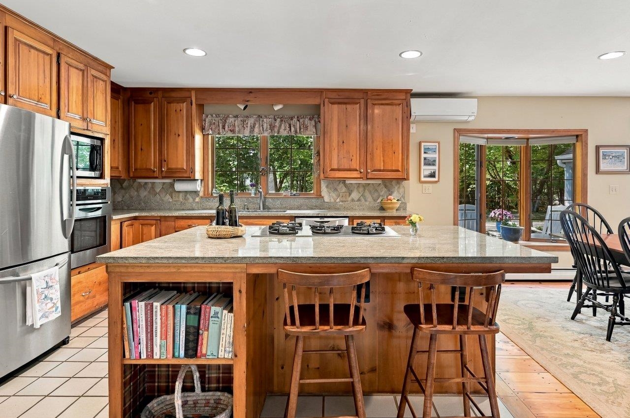 Photo 4 of Single family home for sale at 66 Bennett Rd, Durham, NH 03824 | MLS# 5110294 | Listing updated on 2026-09-17