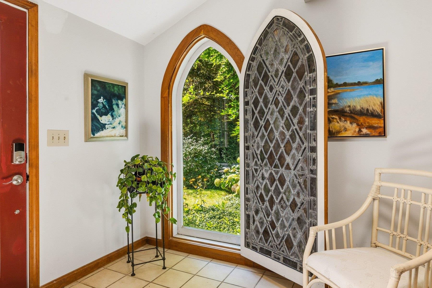 Photo 3 of Single family home for sale at 172 Packers Fls Rd, Durham, NH 03824 | MLS# 5110296 | Listing updated on 2026-09-18