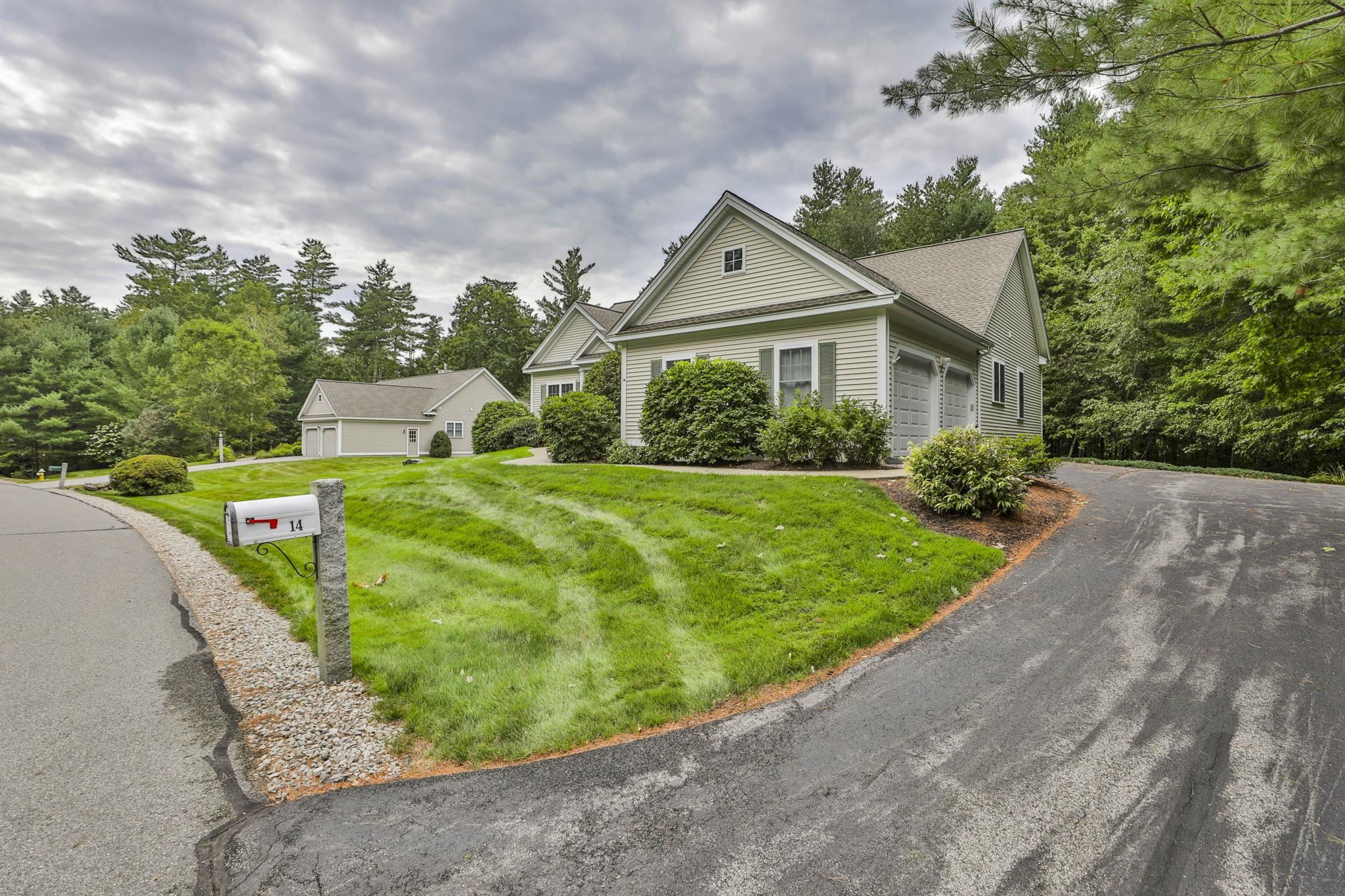 Photo 3 of Single family home for sale at 14 Hancock Dr, Bedford, NH 03110 | MLS# 5110335 | Listing updated on 2026-09-19
