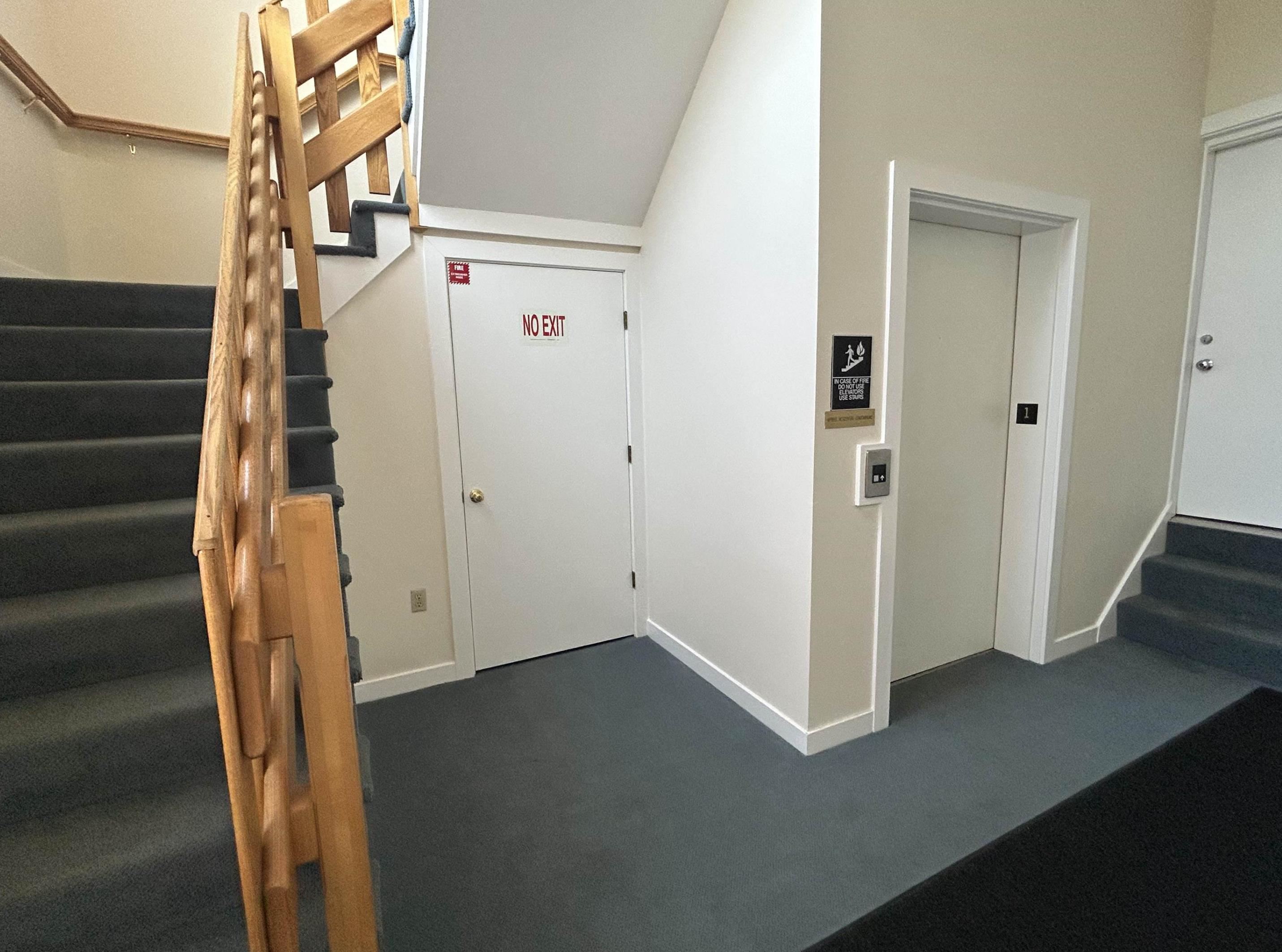 Photo 22 of 26