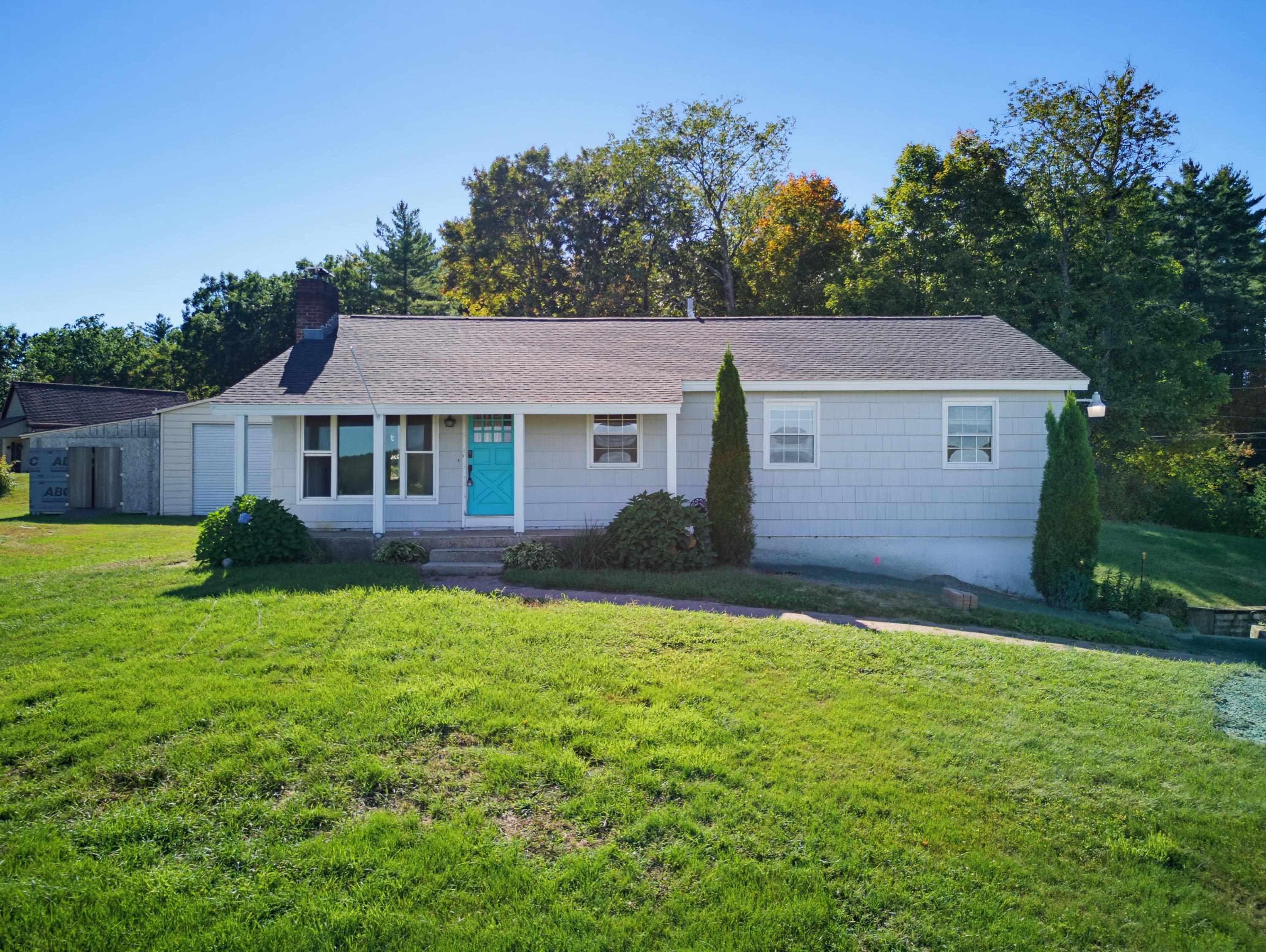 Photo 3 of Single family home for sale at 245 Buck St, Pembroke, NH 03275 | MLS# 5110361 | Listing updated on 2026-09-19