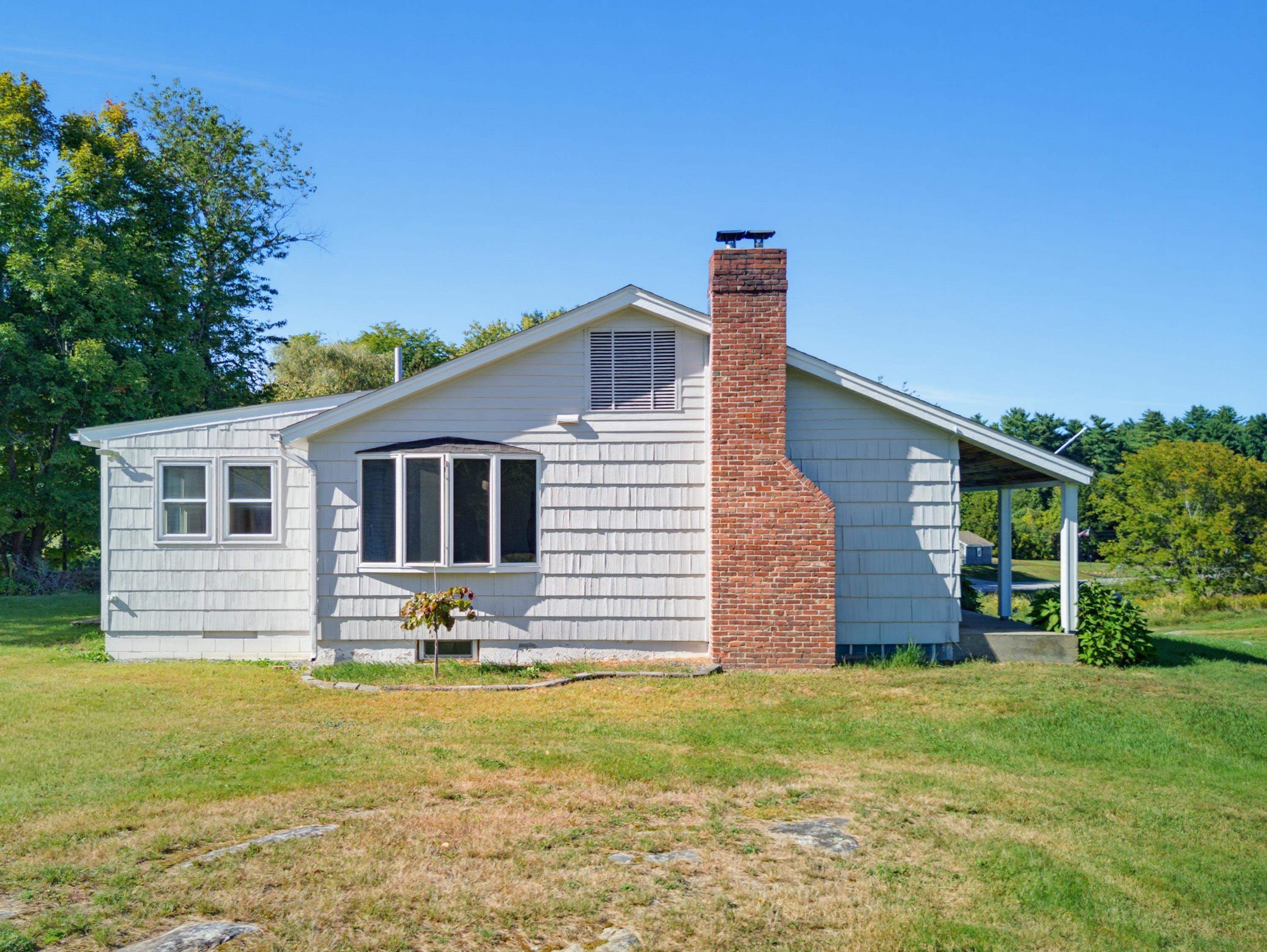 Photo 3 of Single family home for sale at 245 Buck St, Pembroke, NH 03275 | MLS# 5110361 | Listing updated on 2026-09-19
