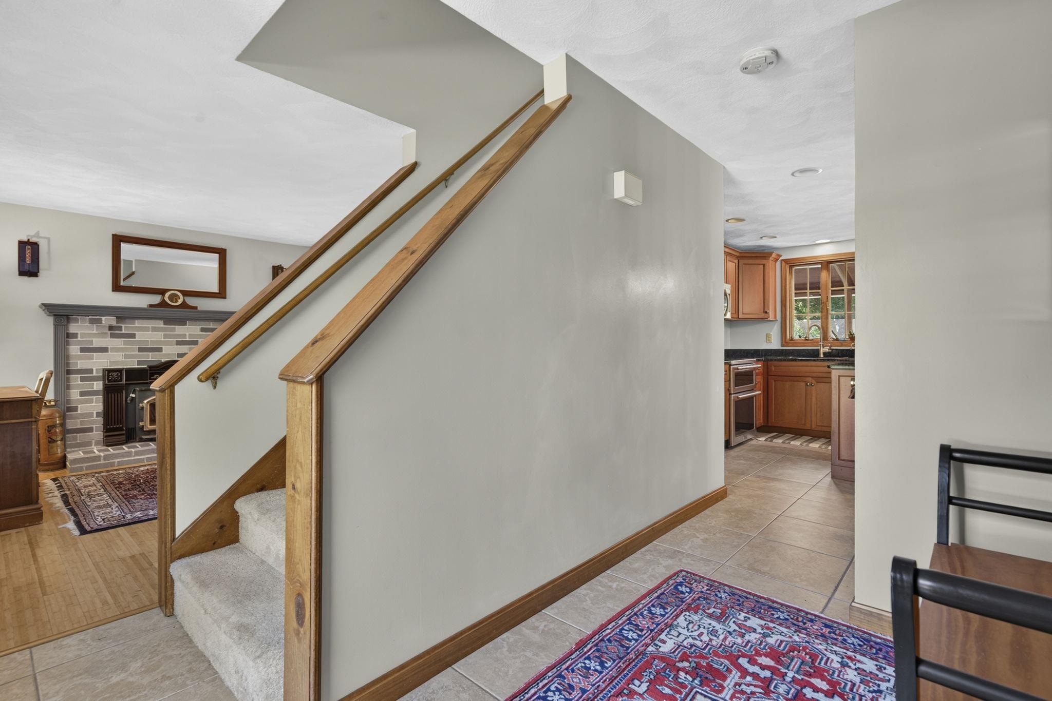 Photo 4 of Single family home for sale at 28 Longview Dr, Hampstead, NH 03841 | MLS# 5110366 | Listing updated on 2026-09-17