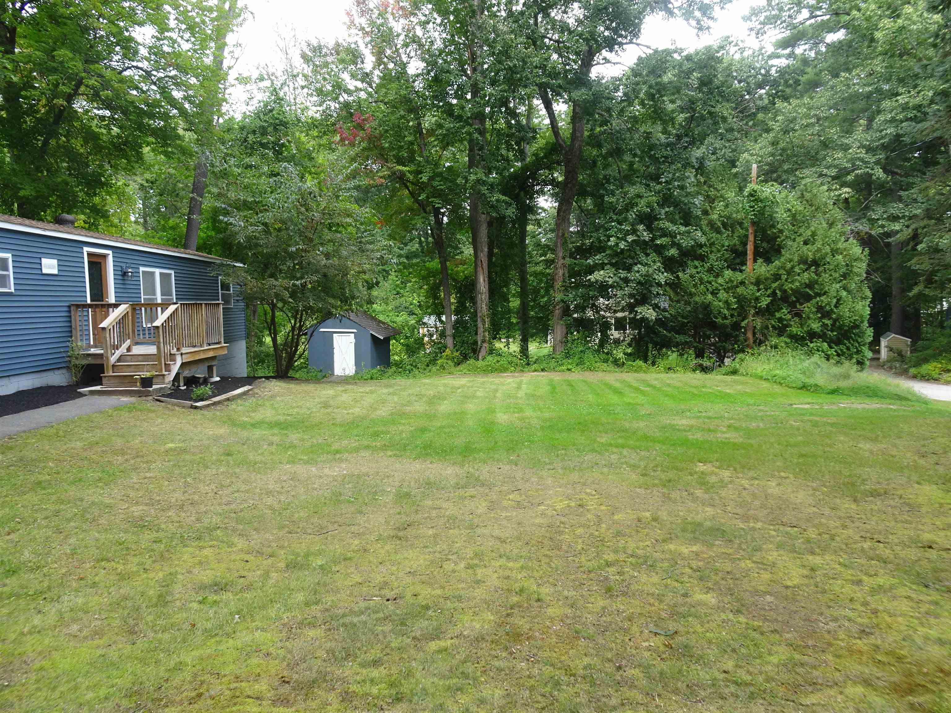 Photo 3 of Single family home for sale at 6 Chase St, Salem, NH 03079 | MLS# 5110368 | Listing updated on 2026-09-18