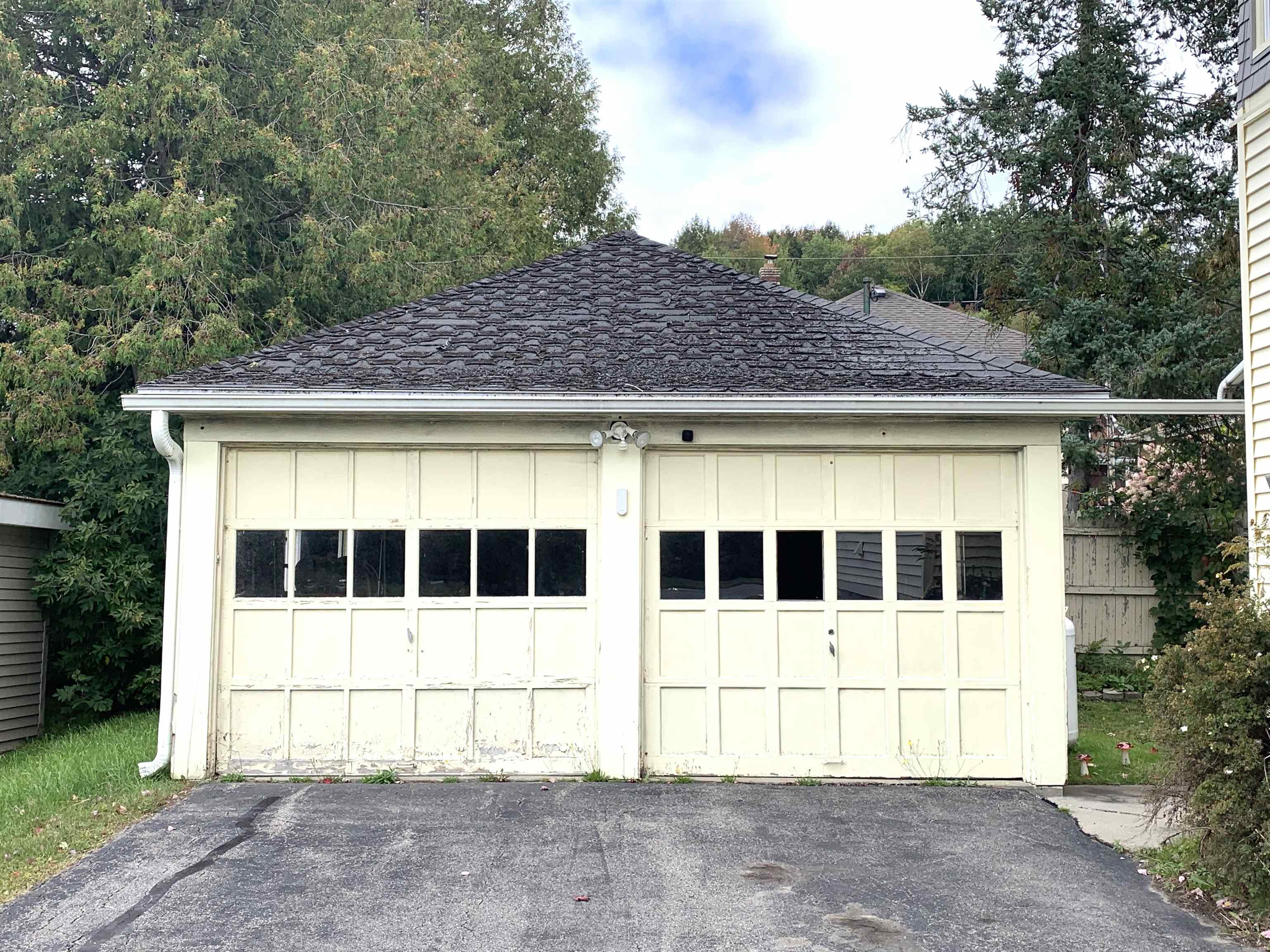 Photo 4 of Multi family home for sale at 1619 Main St, Berlin, NH 03570 | MLS# 5110371 | Listing updated on 2026-09-17