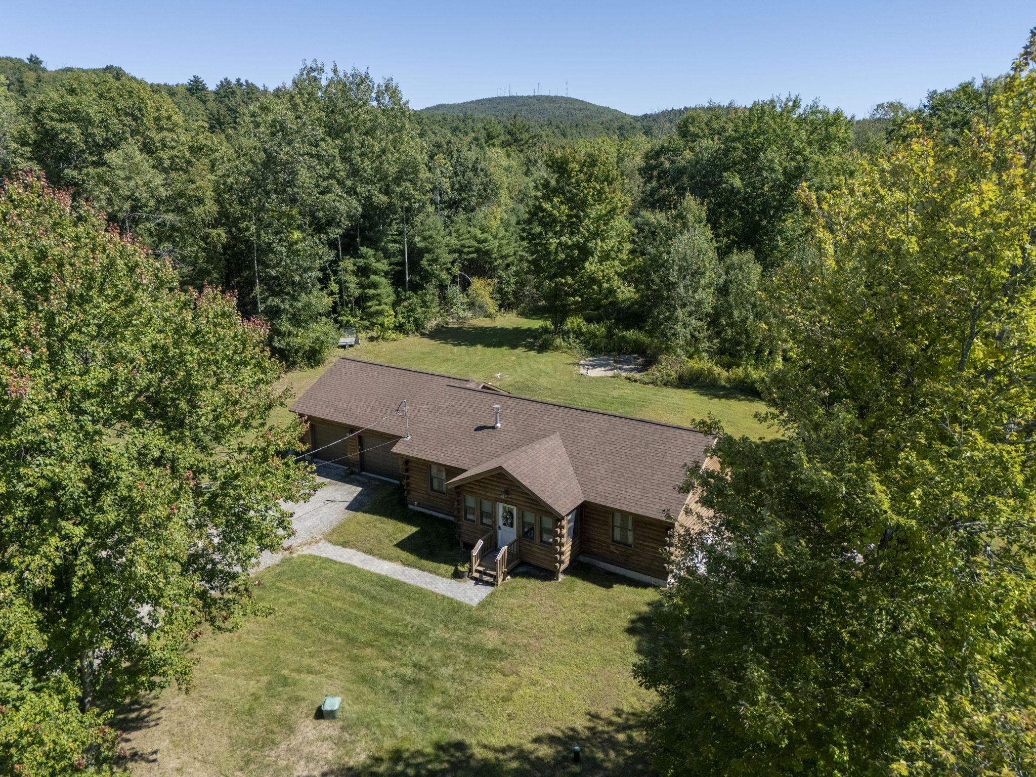 Photo 2 of Single family home for sale at 663 Bedford Rd, New Boston, NH 03070 | MLS# 5110376 | Listing updated on 2026-09-20