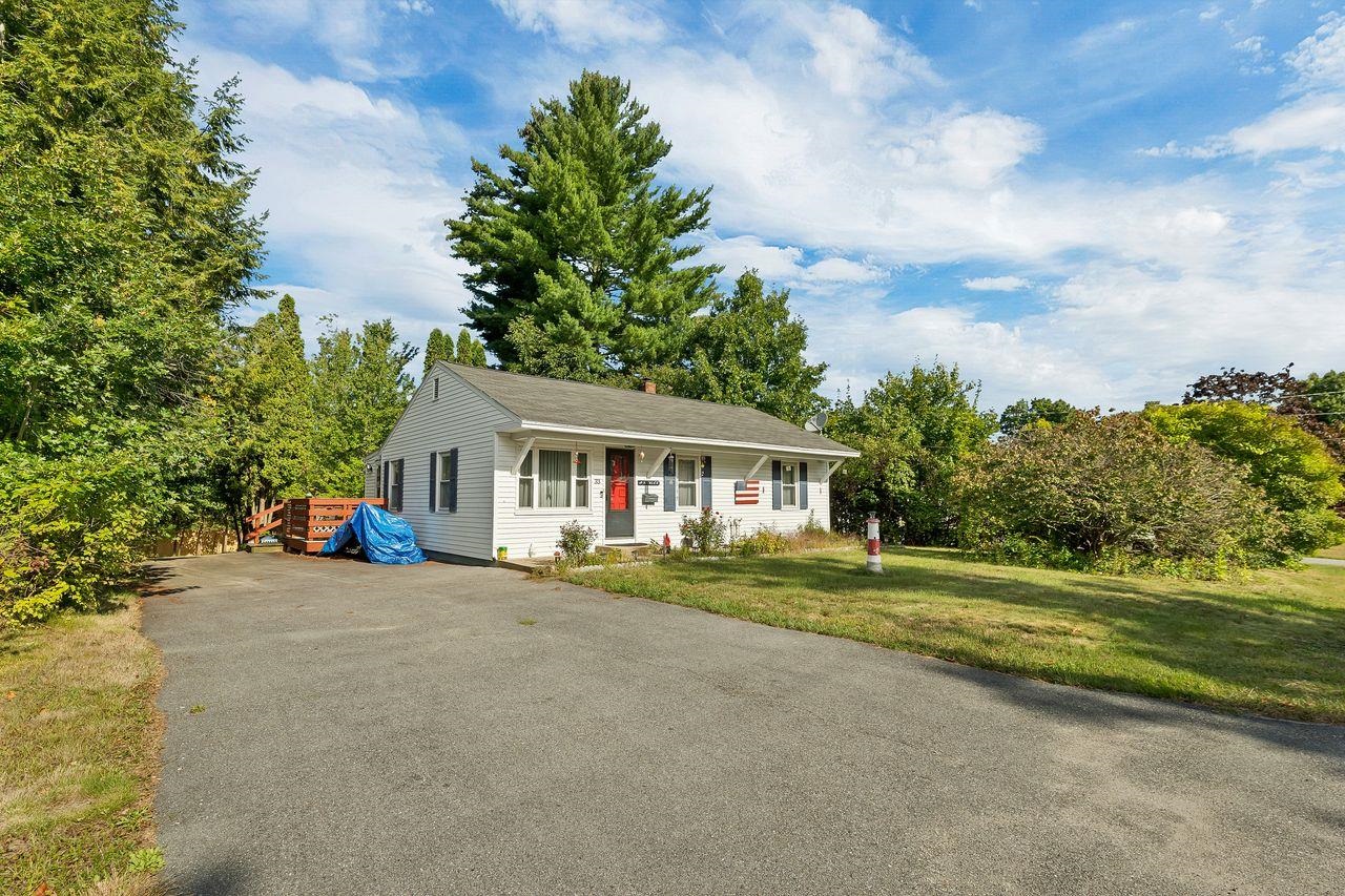Photo 2 of Single family home for sale at 33 Cushing Blvd, Rochester, NH 03867 | MLS# 5110377 | Listing updated on 2026-09-18