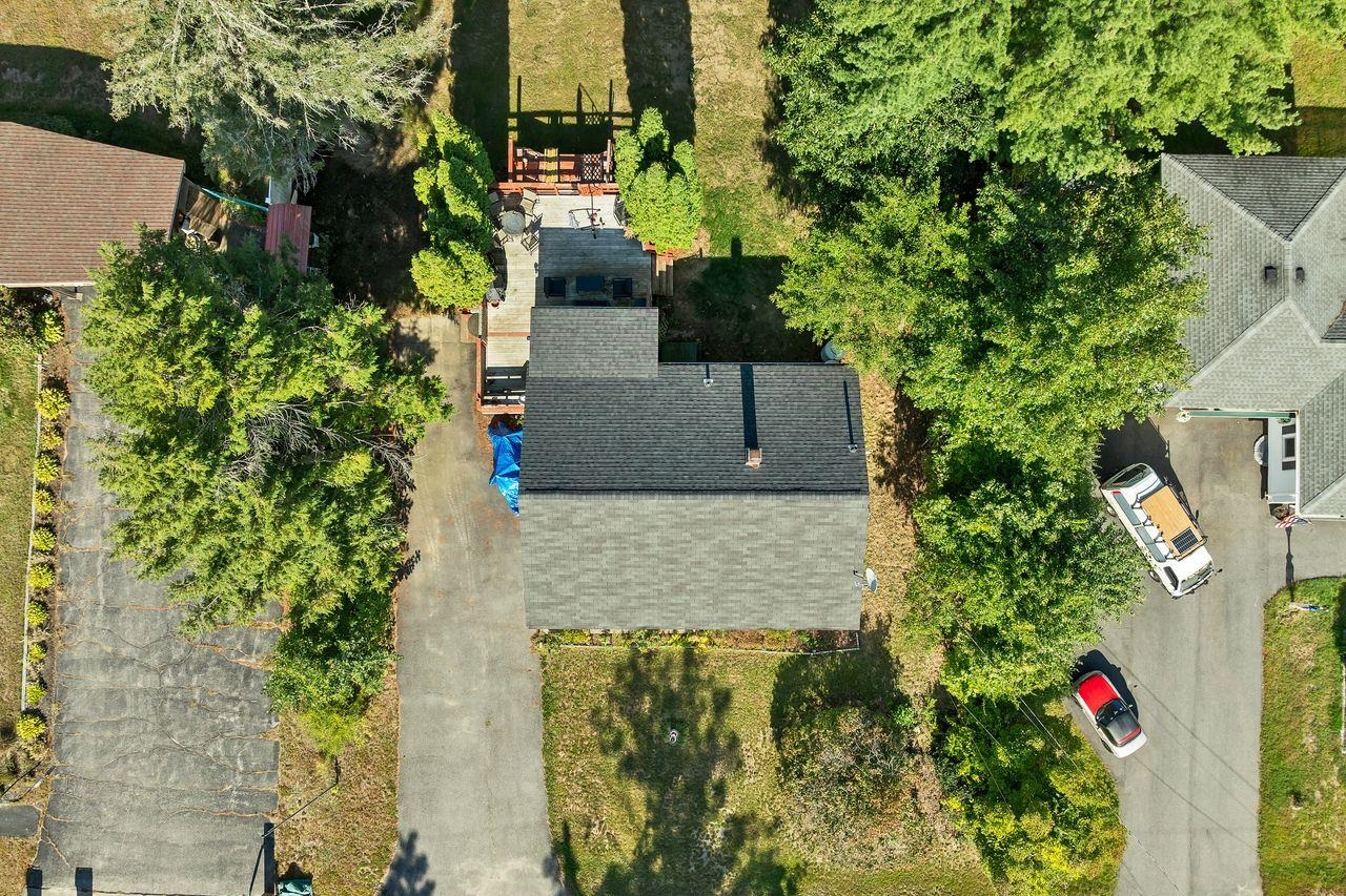 Photo 3 of Single family home for sale at 33 Cushing Blvd, Rochester, NH 03867 | MLS# 5110377 | Listing updated on 2026-09-18