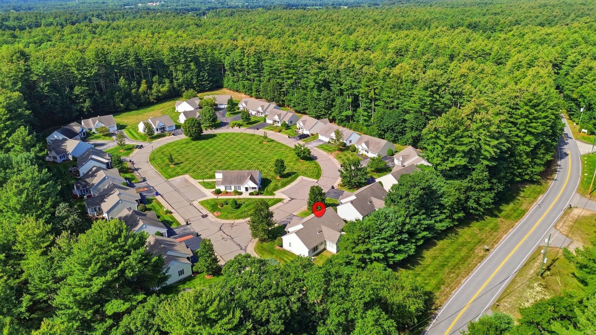 Photo 3 of Condo for sale at 1 Fernwood Dr #1, Litchfield, NH 03052 | MLS# 5110382 | Listing updated on 2026-09-19