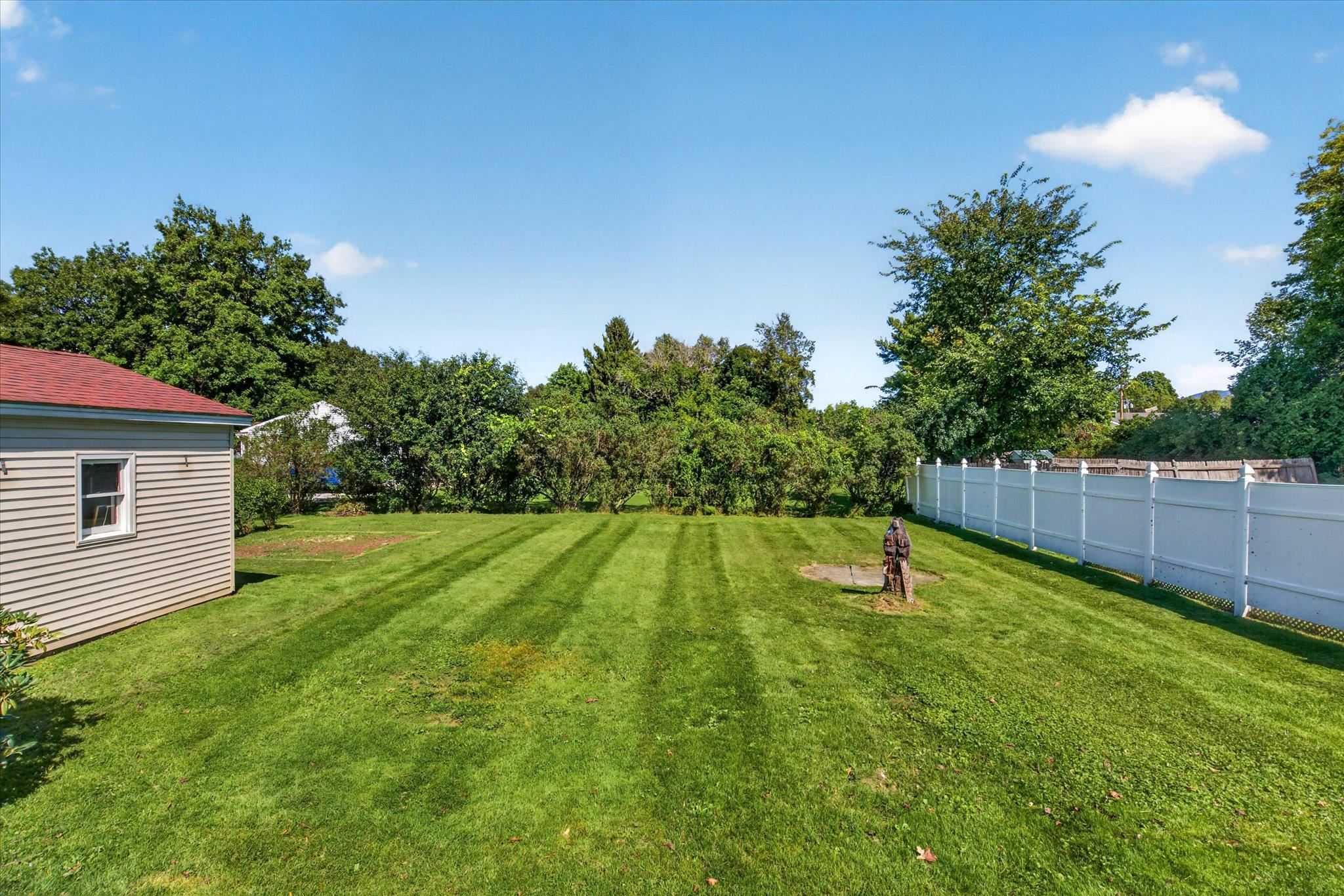 Photo 3 of Single family home for sale at 13 Vernon St, Rutland, VT 05701 | MLS# 5110390 | Listing updated on 2026-09-17