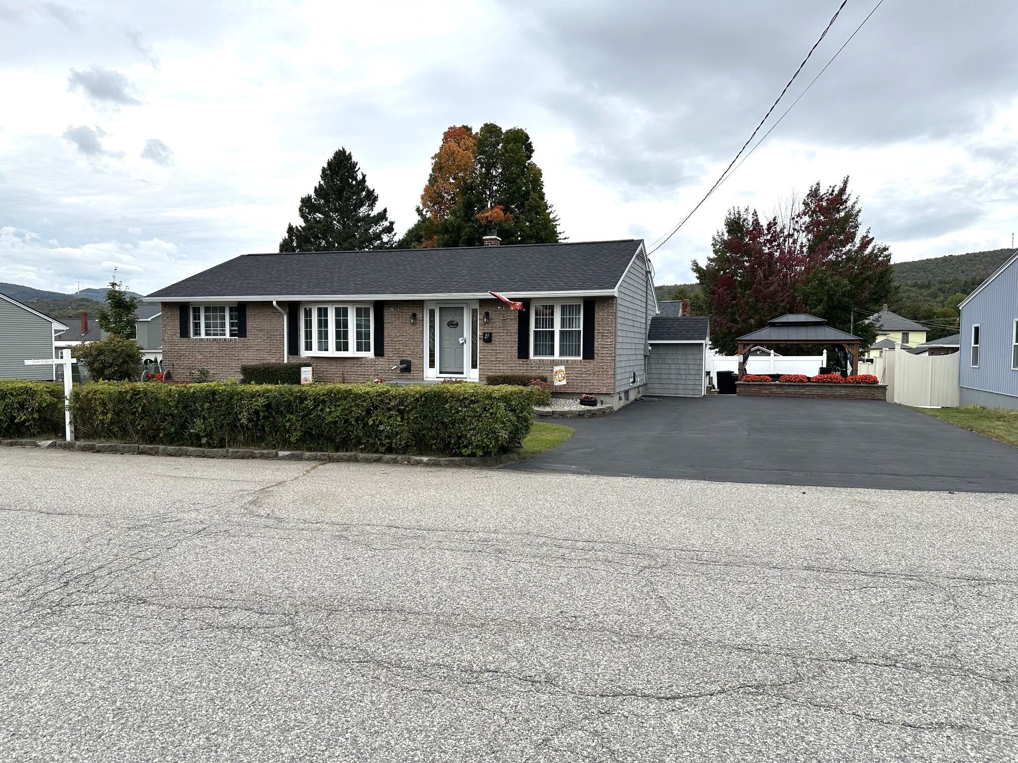 Photo 2 of Single family home for sale at 27 Haven Ave, Berlin, NH 03570 | MLS# 5110394 | Listing updated on 2026-09-17