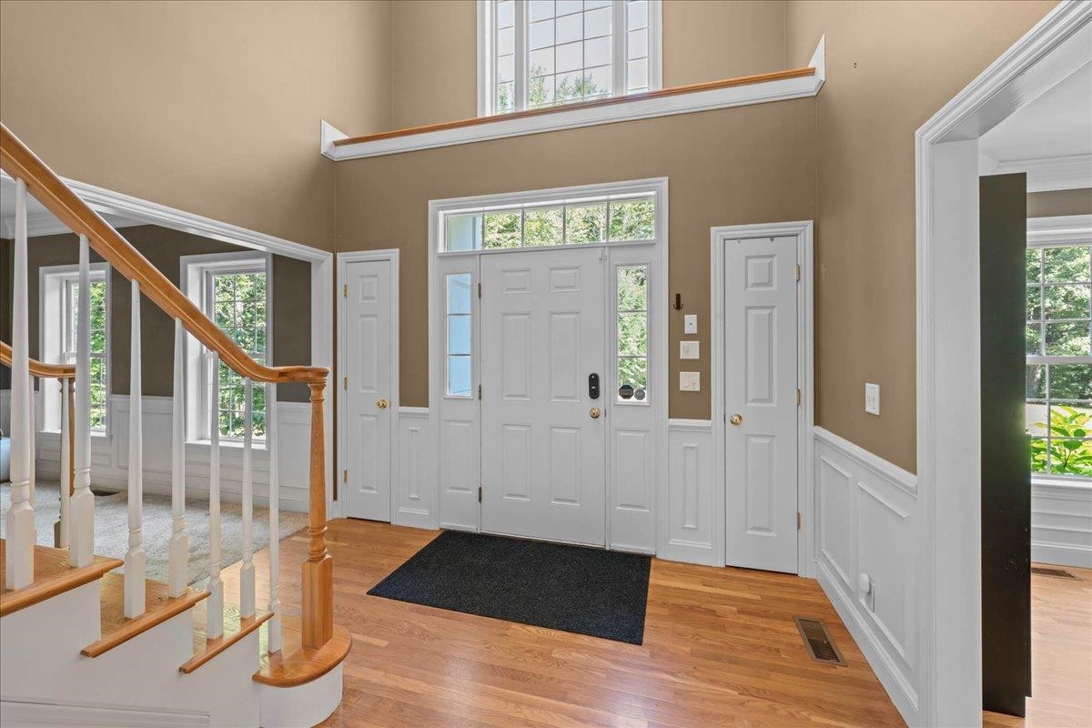13 Daland Circle, Mont Vernon, NH photo 4