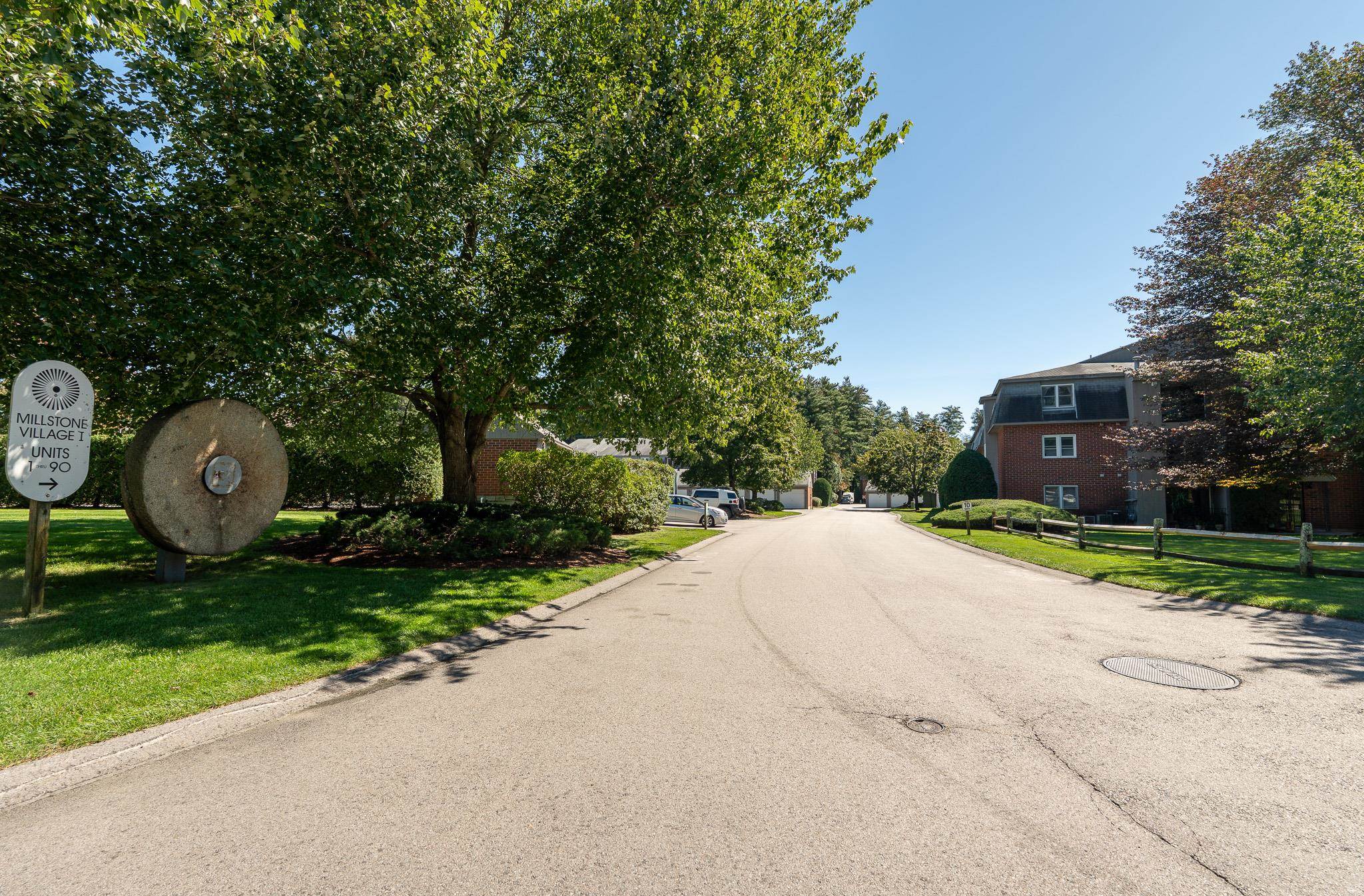 Photo 2 of Condo for sale at 9 Blackstone Dr #74, Nashua, NH 03063 | MLS# 5110449 | Listing updated on 2026-09-18