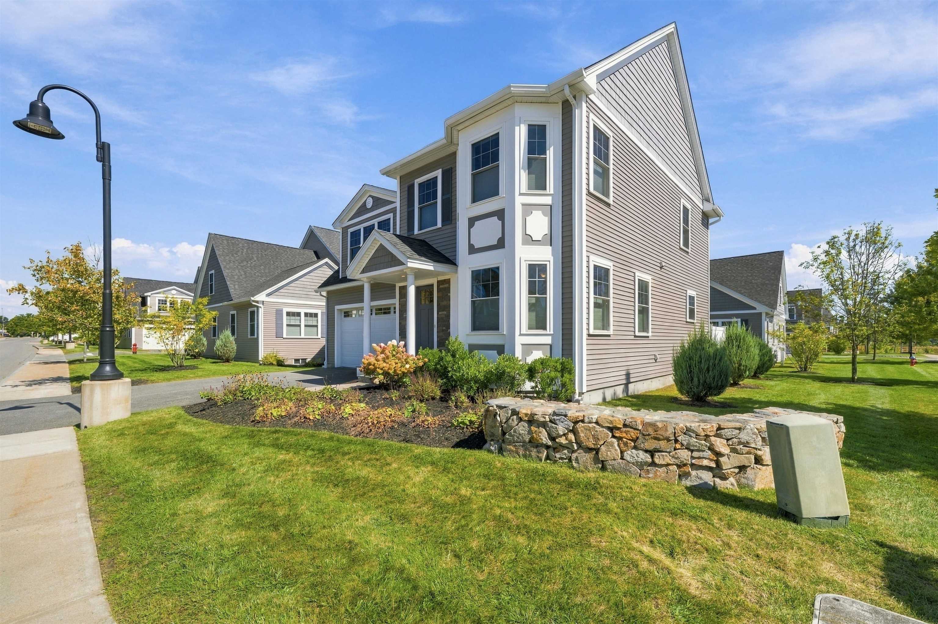 Photo 4 of Townhouse for sale at 19 Central St #19, Salem, NH 03079 | MLS# 5110452 | Listing updated on 2026-09-18