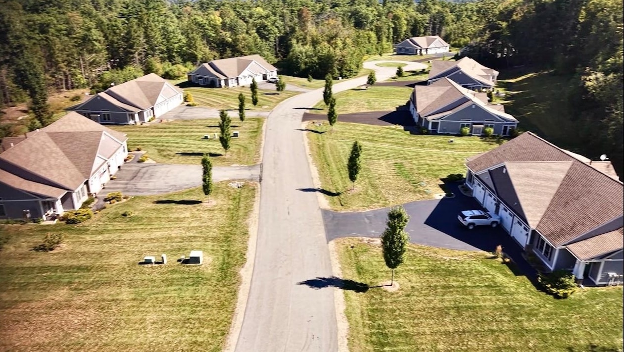 Photo 2 of Condo for sale at 121 Eagle Ln, Chesterfield, NH 03443 | MLS# 5110460 | Listing updated on 2026-09-19
