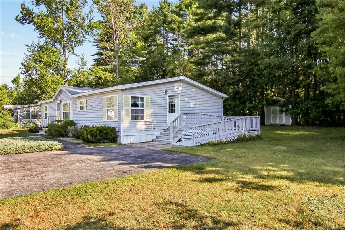 Photo 4 of Manufactured home for sale at 202 Fire Pond Rd, Hopkinton, NH 03229 | MLS# 5110482 | Listing updated on 2026-09-18