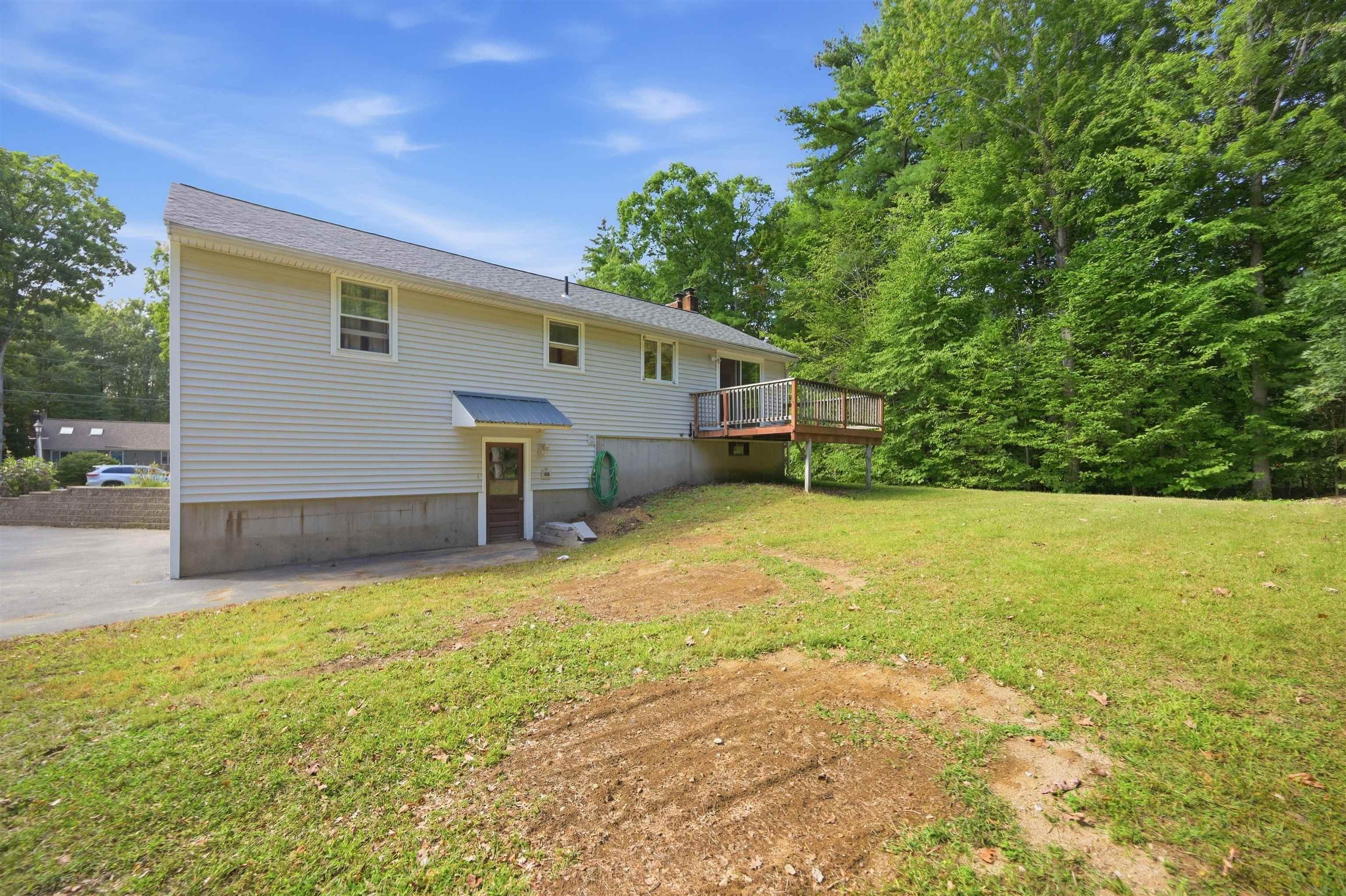 Photo 3 of Single family home for sale at 62 Royal Range Rd, Sandown, NH 03873 | MLS# 5110497 | Listing updated on 2026-09-18