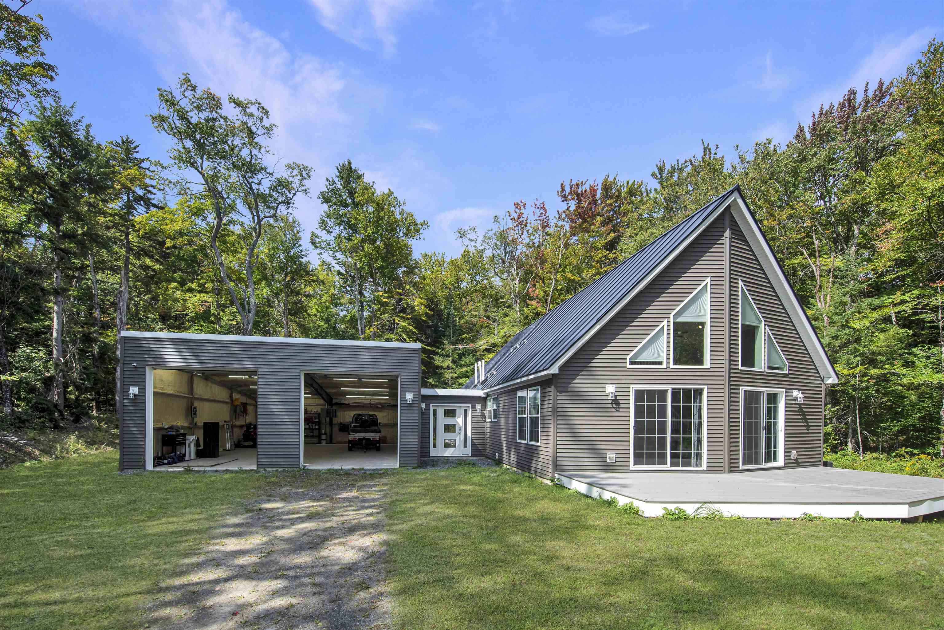 Photo 2 of Single family home for sale at 28 Stugger Rd, Dover, VT 05356 | MLS# 5110502 | Listing updated on 2026-09-18