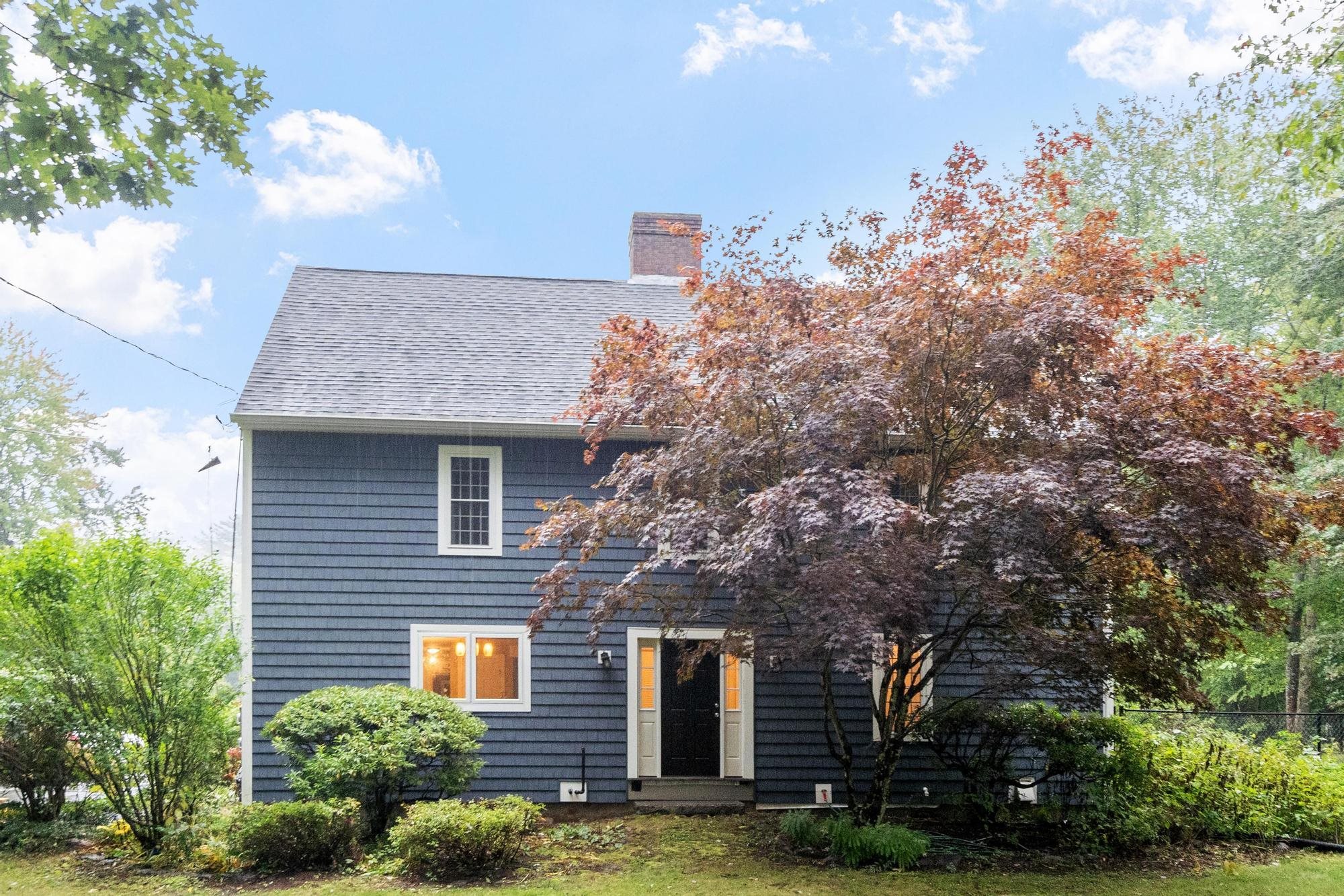 Photo 2 of Single family home for sale at 1488 Hatfield Rd, Contoocook, NH 03229 | MLS# 5110506 | Listing updated on 2026-09-18