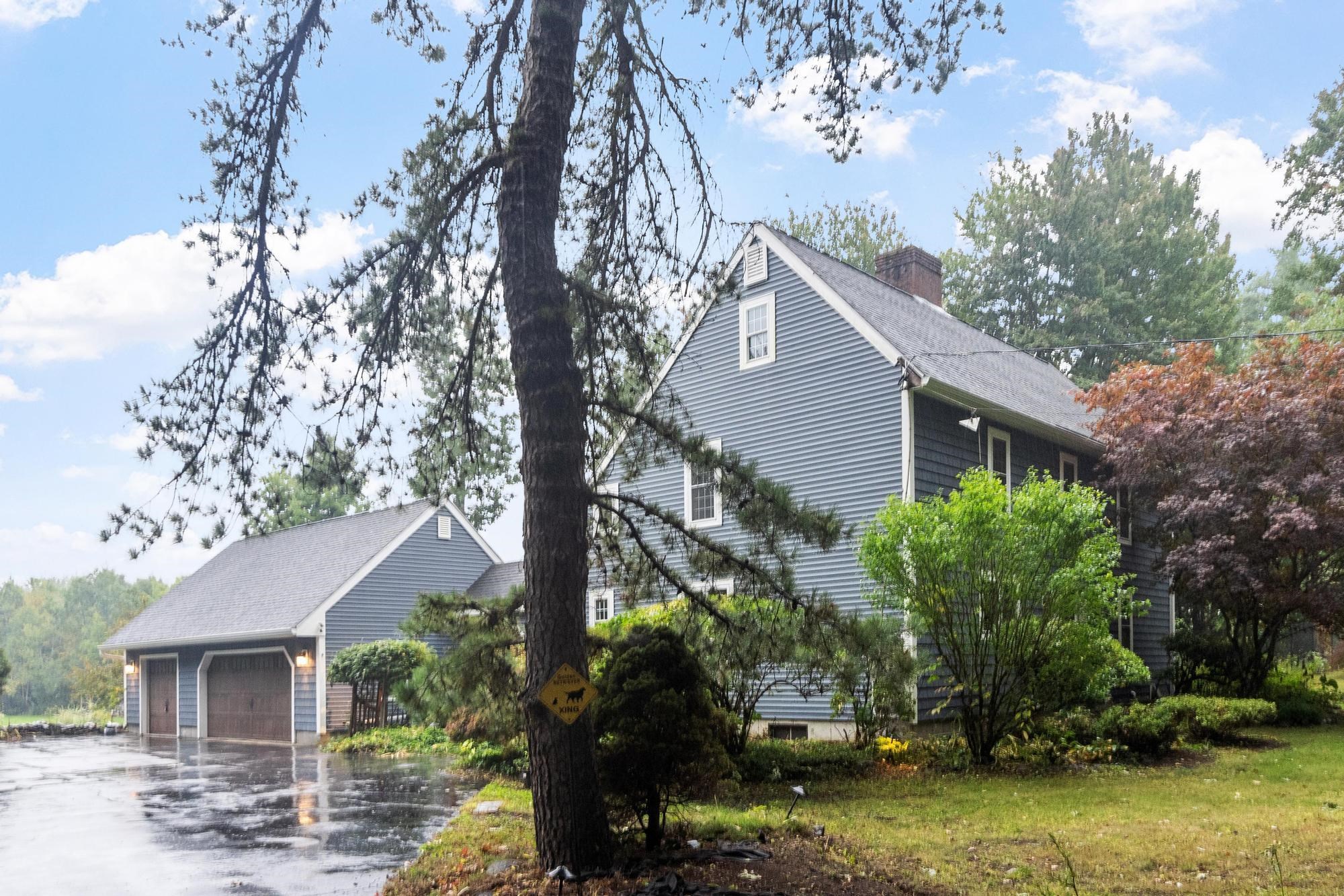 Photo 3 of Single family home for sale at 1488 Hatfield Rd, Contoocook, NH 03229 | MLS# 5110506 | Listing updated on 2026-09-18