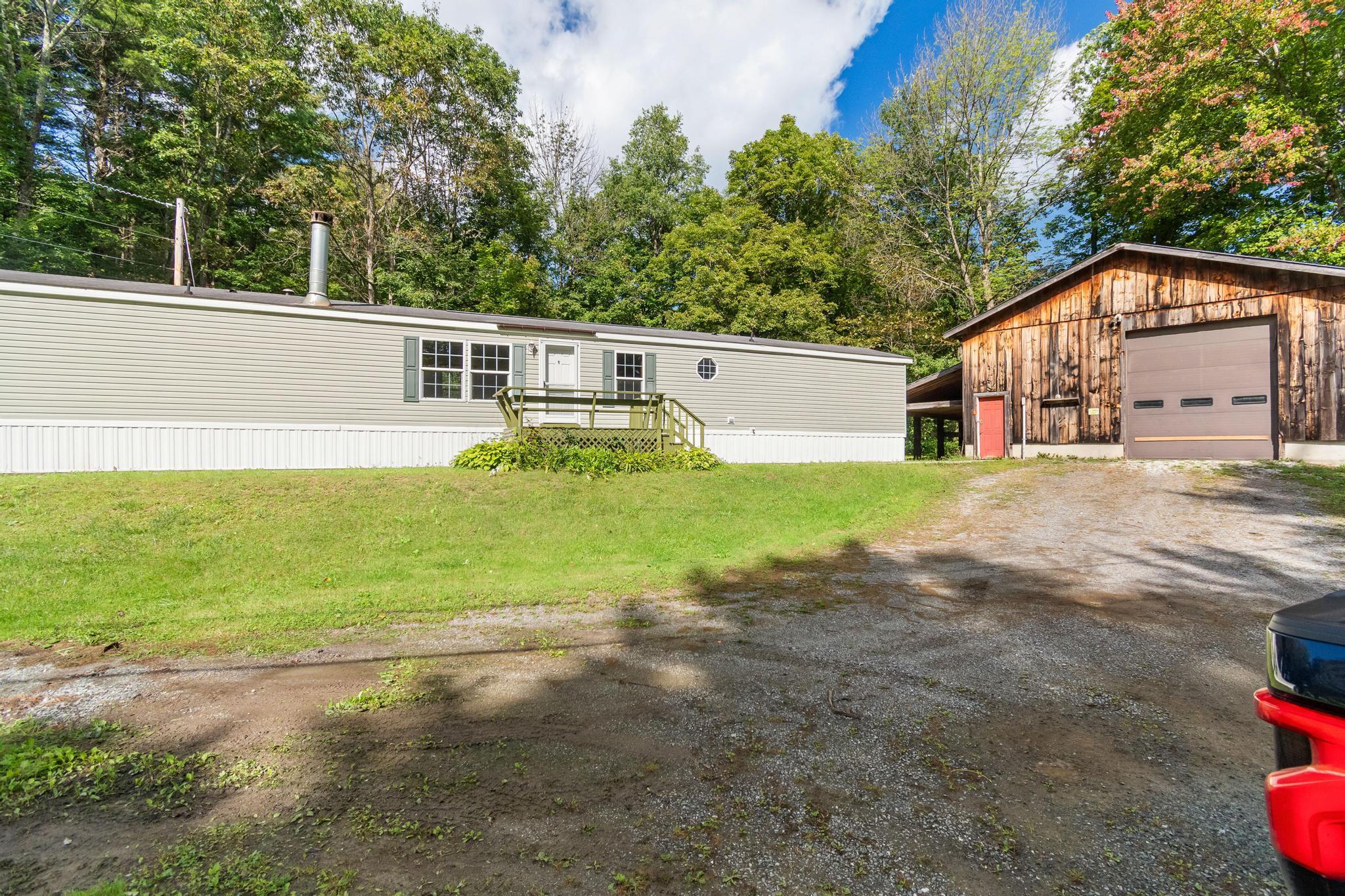 Photo 4 of Manufactured home for sale at 171 Dunton Rd, Sheldon, VT 05483 | MLS# 5110513 | Listing updated on 2026-09-18