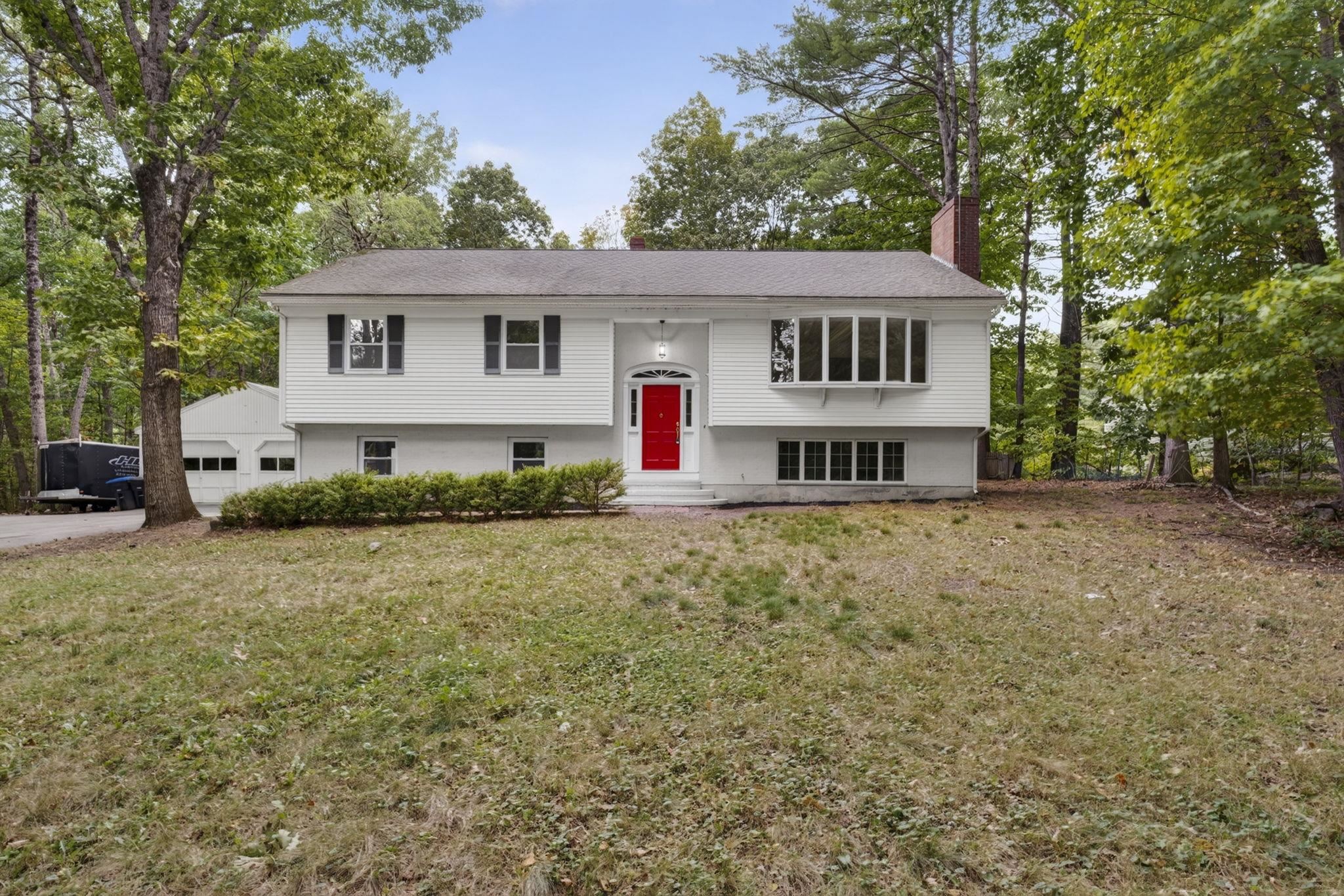 Photo 2 of Single family home for sale at 12 Sunnyside Dr, Durham, NH 03824 | MLS# 5110516 | Listing updated on 2026-10-01