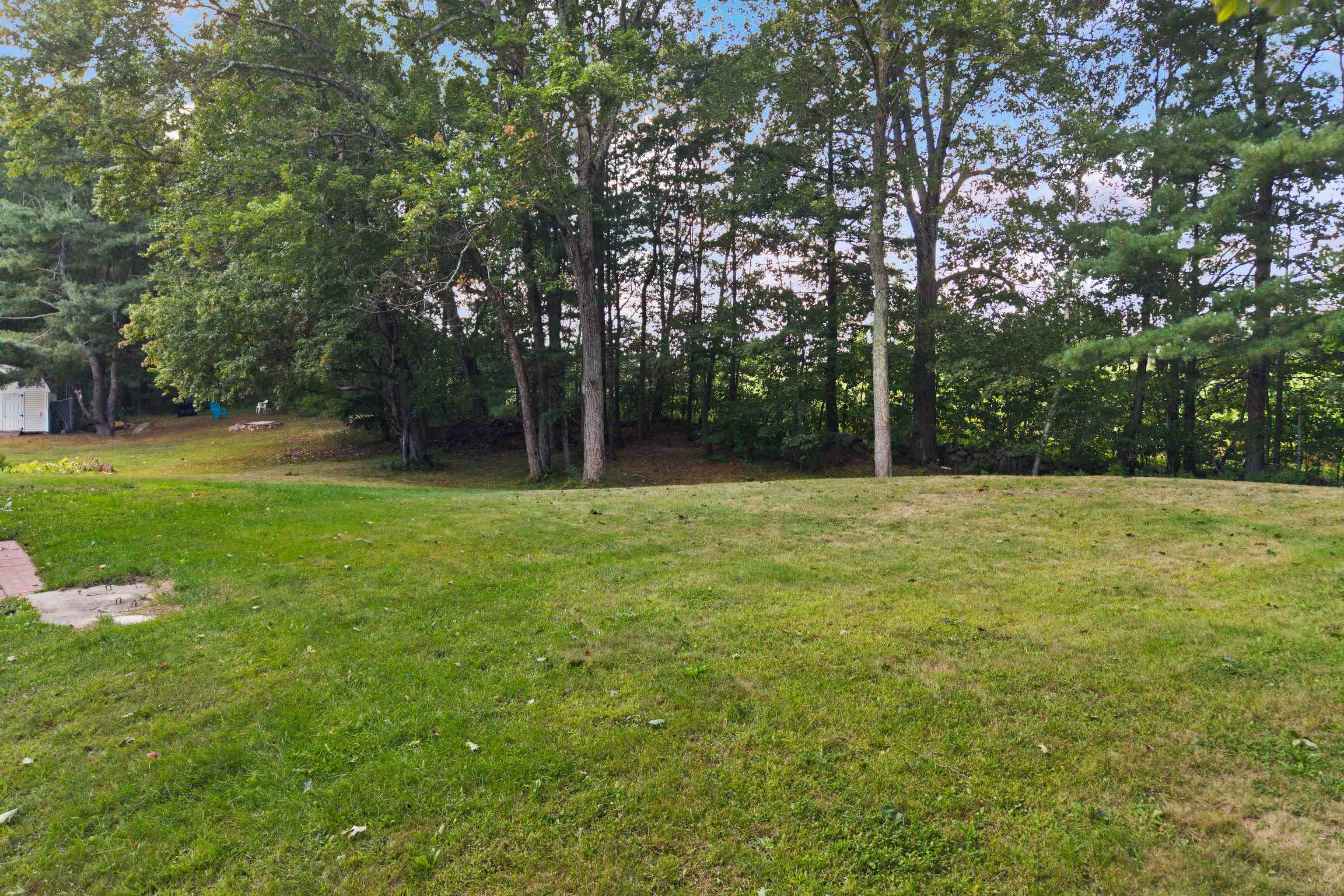 Photo 5 of 60