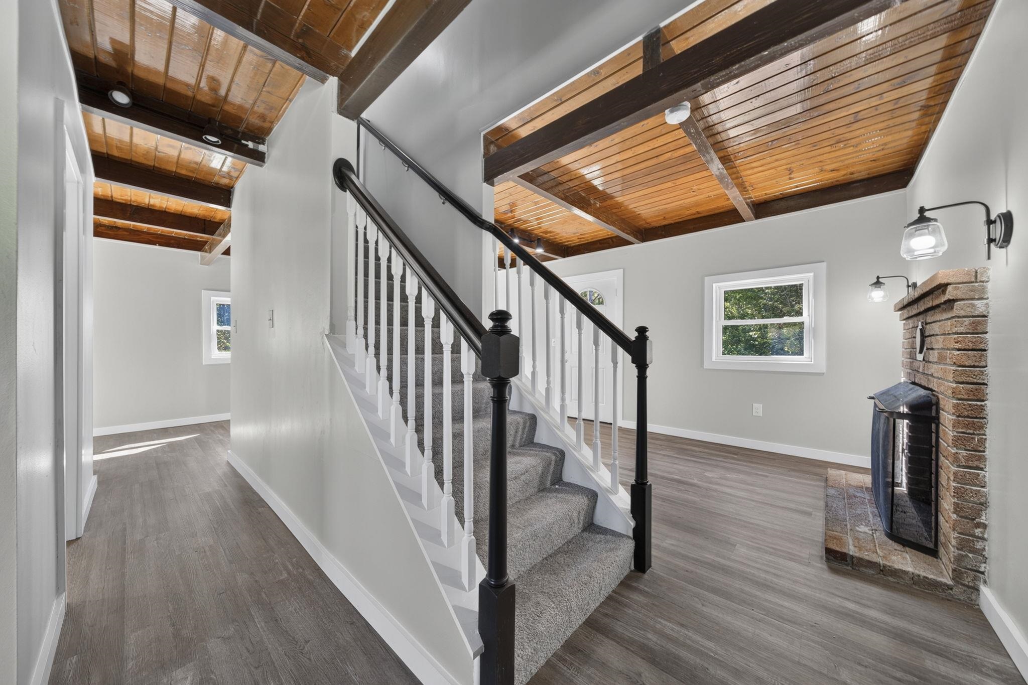 Photo 2 of Single family home for sale at 36 Sunset Dr, Center Barnstead, NH 03225 | MLS# 5110528 | Listing updated on 2026-09-18