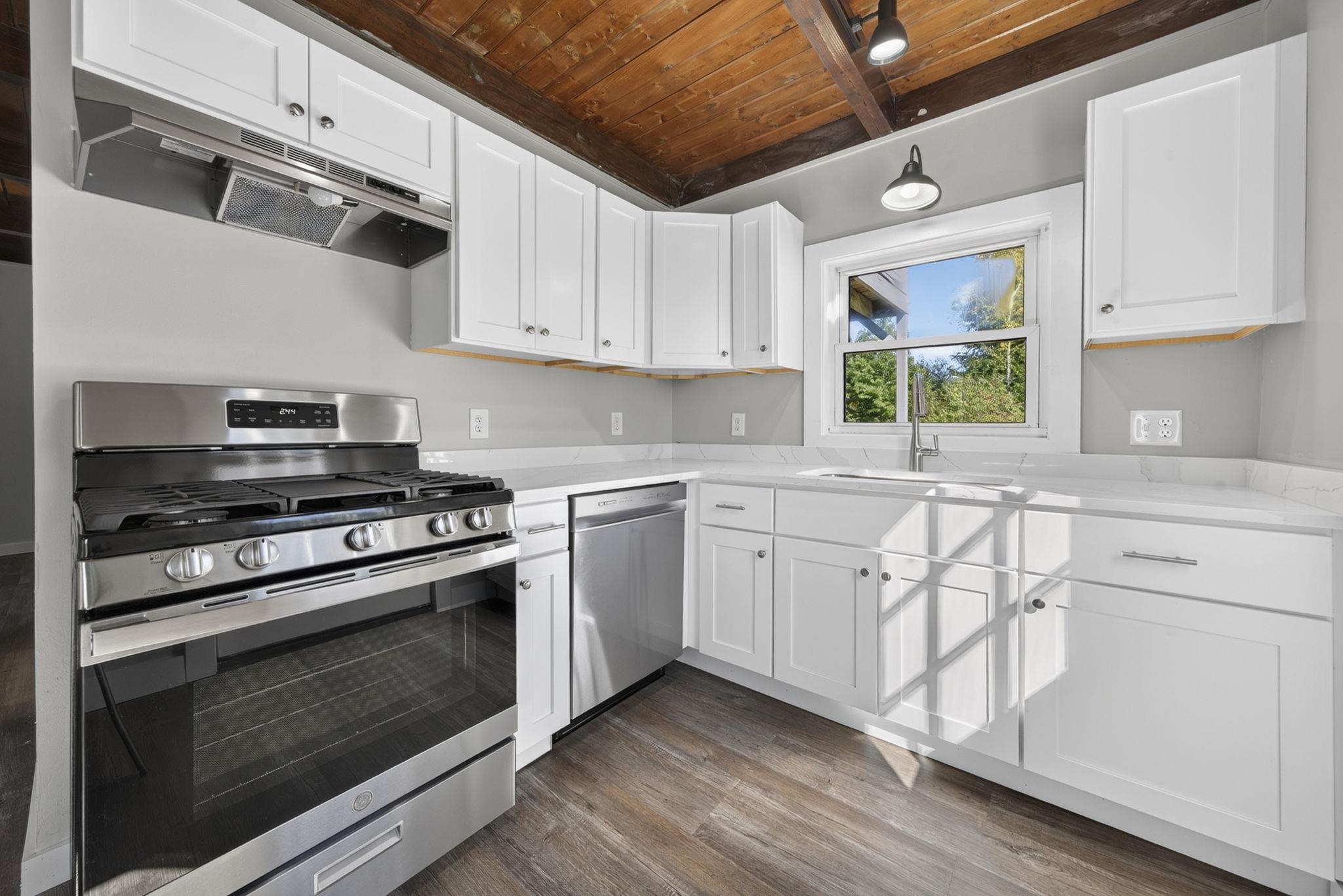 Photo 3 of Single family home for sale at 36 Sunset Dr, Center Barnstead, NH 03225 | MLS# 5110528 | Listing updated on 2026-09-18