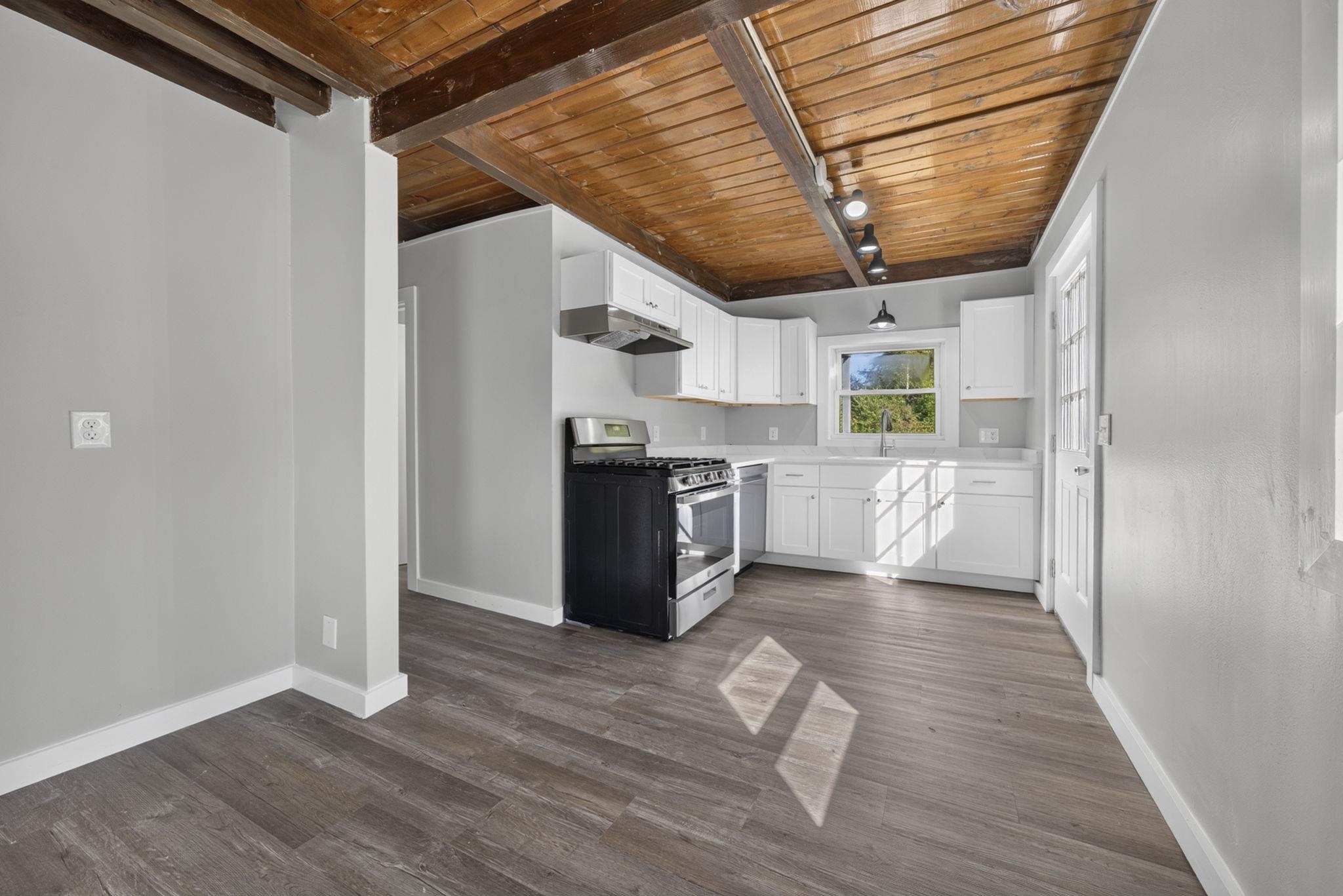 Photo 4 of Single family home for sale at 36 Sunset Dr, Center Barnstead, NH 03225 | MLS# 5110528 | Listing updated on 2026-09-18