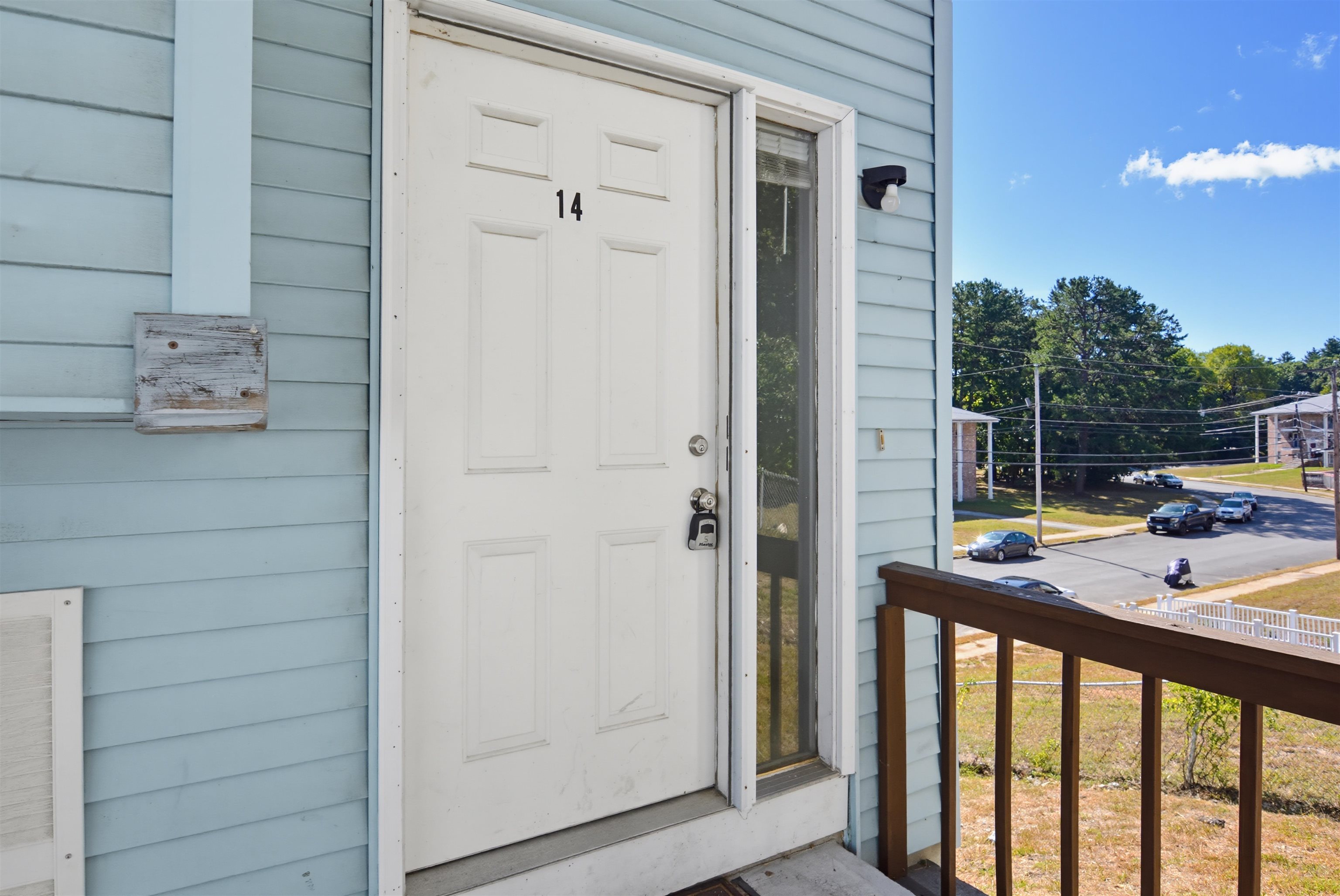 Photo 3 of Townhouse for sale at 186 Dunbarton Rd #14, Manchester, NH 03102 | MLS# 5110538 | Listing updated on 2026-09-18