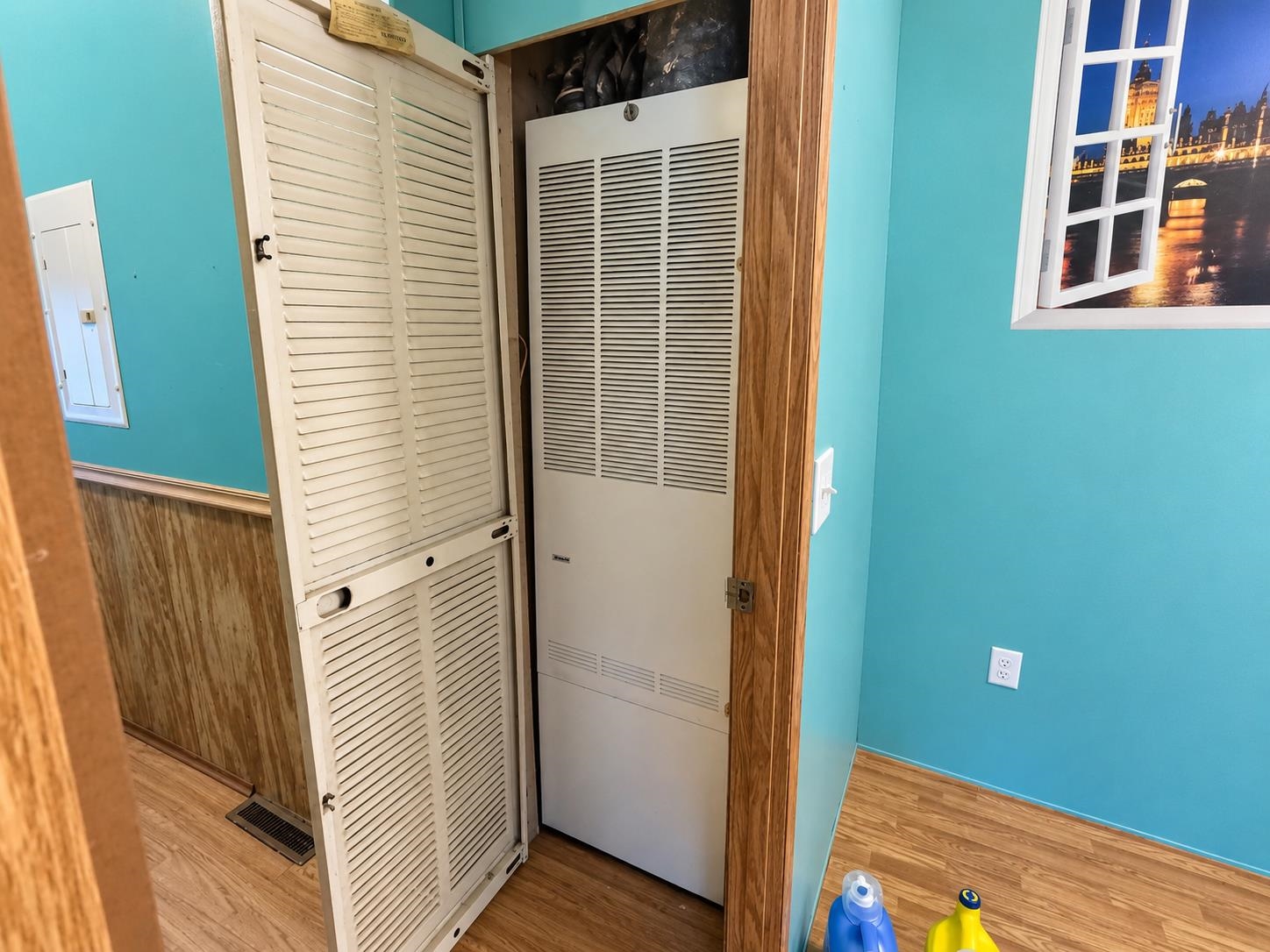 Photo 20 of 31