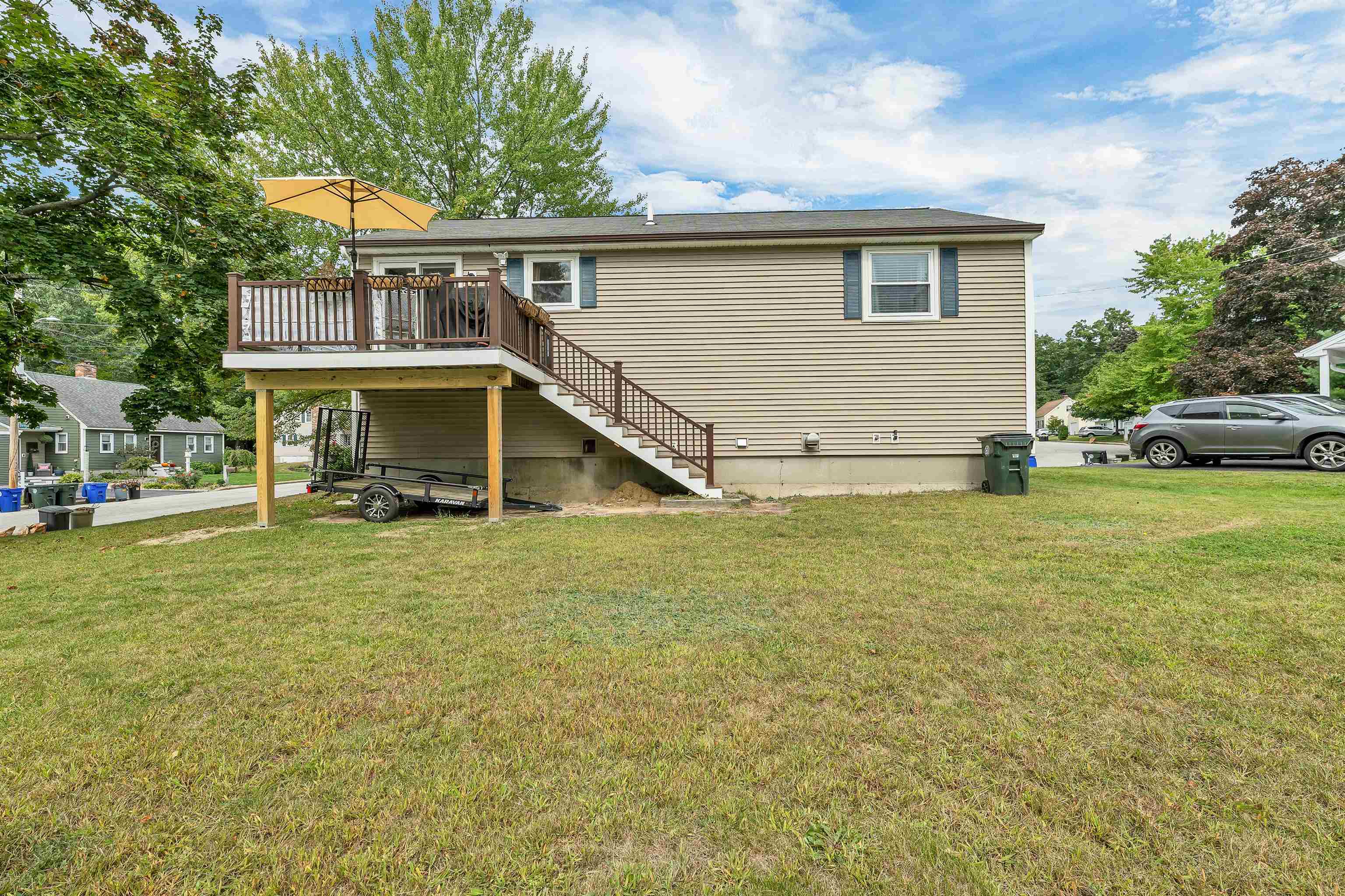 Photo 2 of Single family home for sale at 5 Renard St, Manchester, NH 03109 | MLS# 5110552 | Listing updated on 2026-09-18