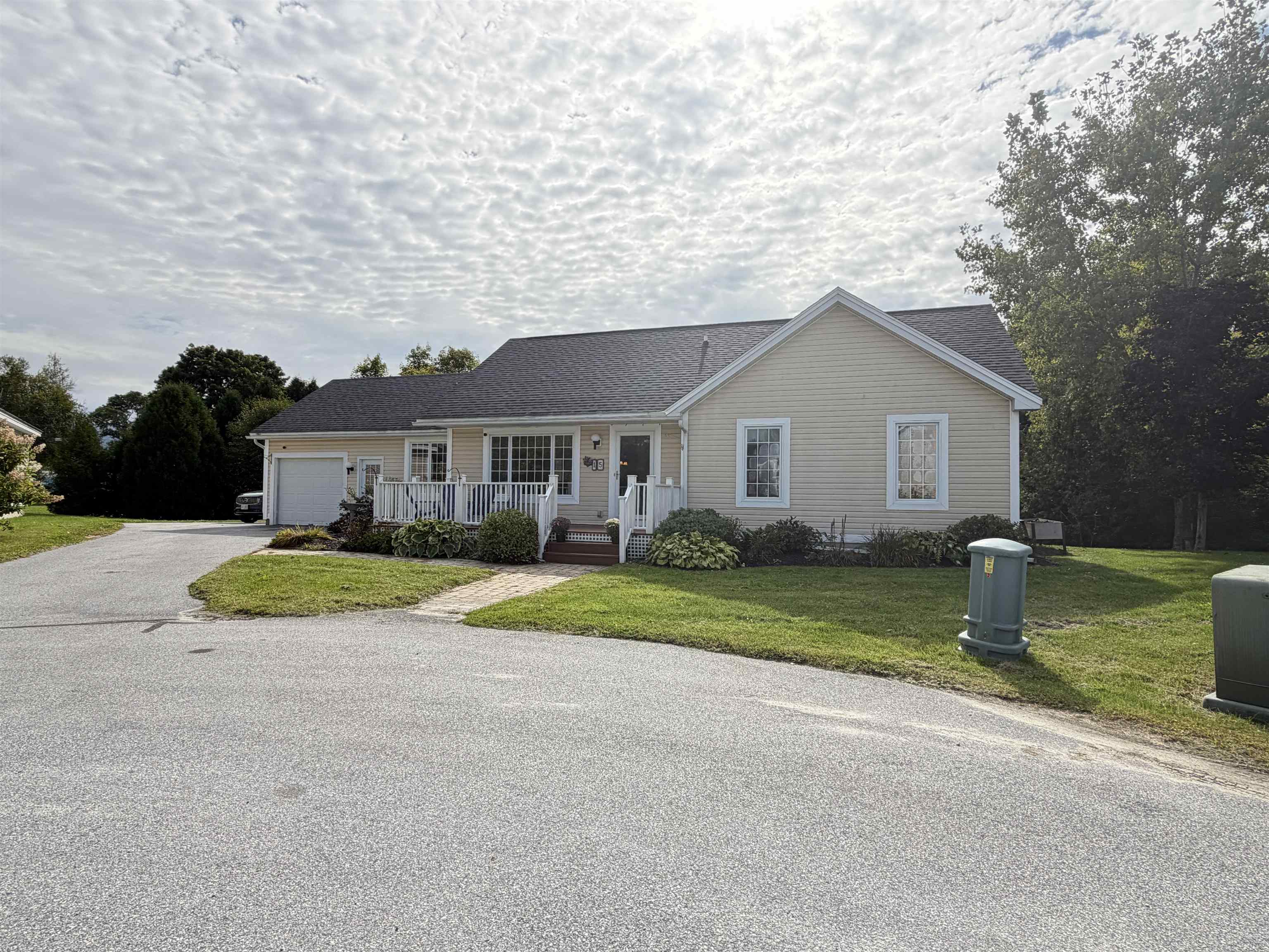 Photo 2 of Single family home for sale at 15 Griswold Dr, Rutland City, VT 05701 | MLS# 5110553 | Listing updated on 2026-09-18